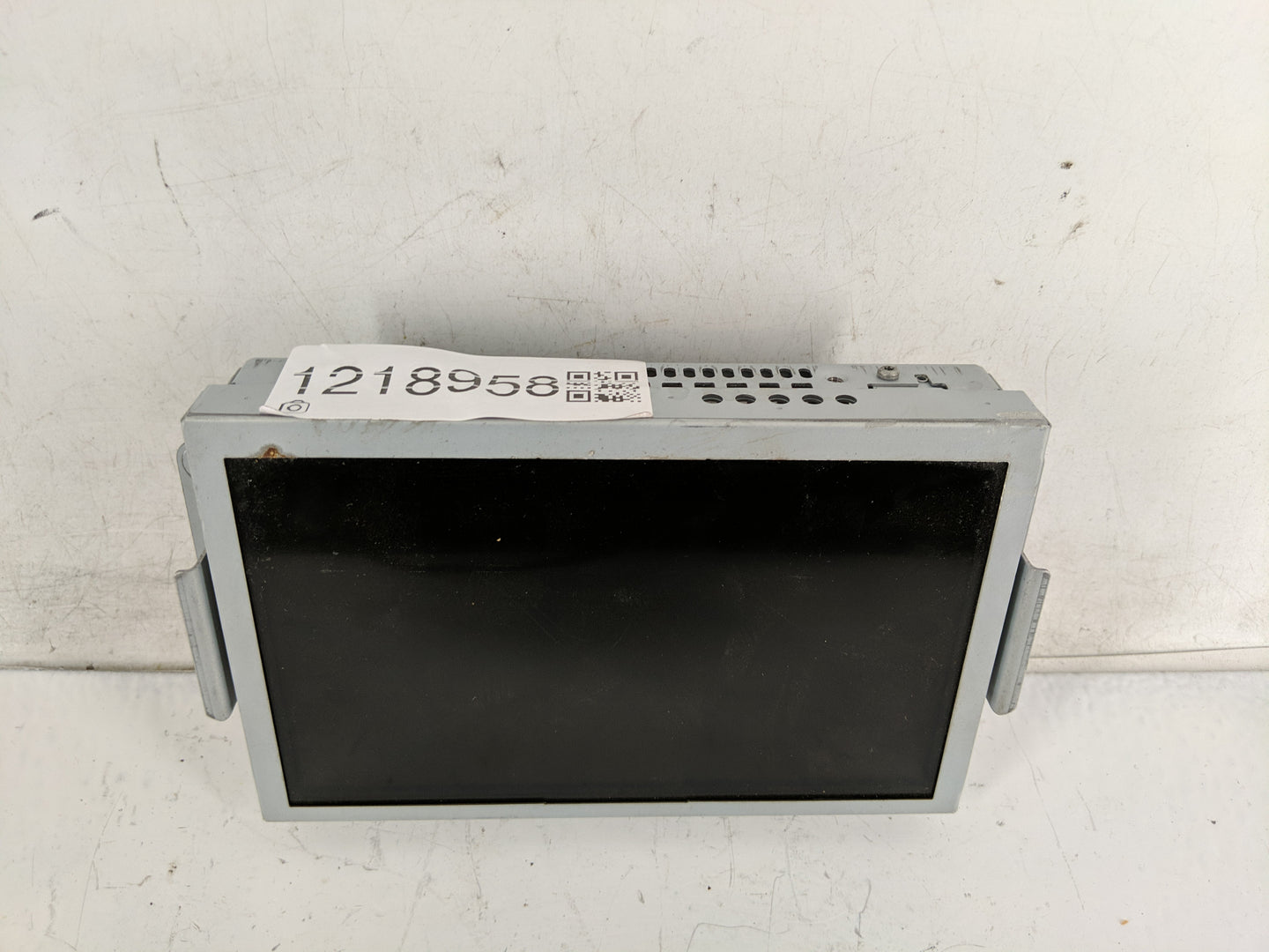 2019-2019 Ford Explorer Information Display Screen - Oemusedautoparts1.com