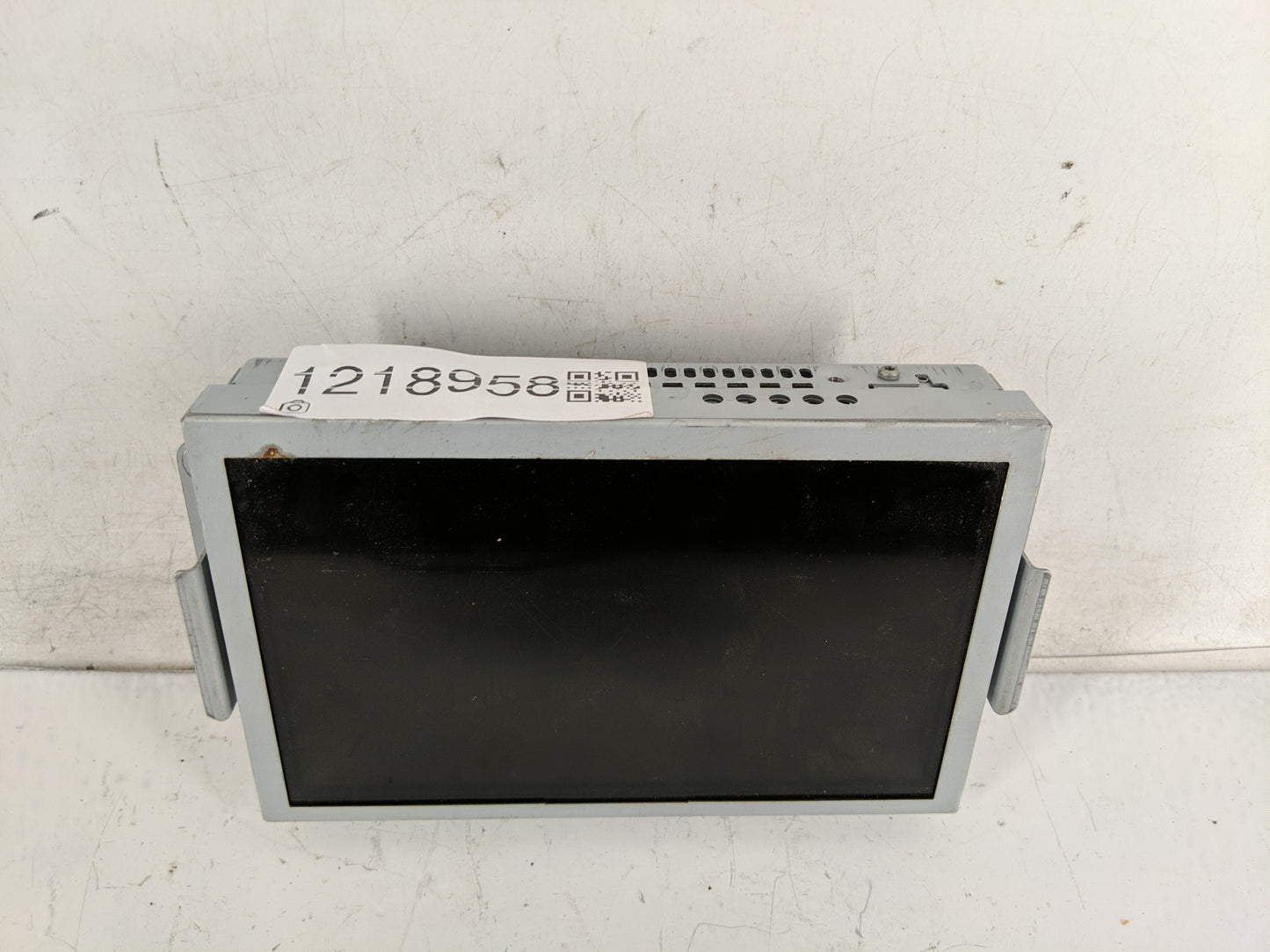 2019-2019 Ford Explorer Information Display Screen - Oemusedautoparts1.com