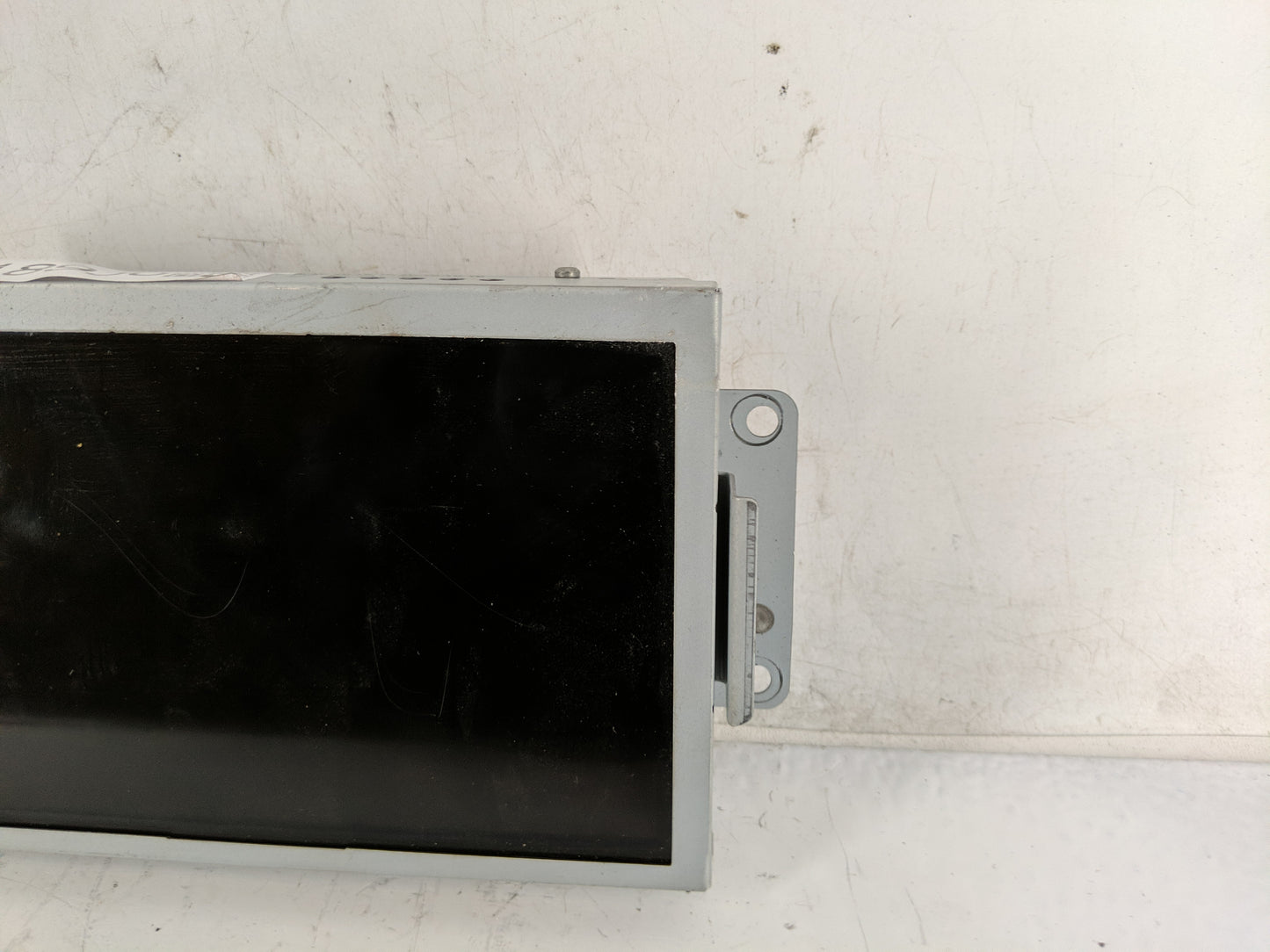 2019-2019 Ford Explorer Information Display Screen - Oemusedautoparts1.com