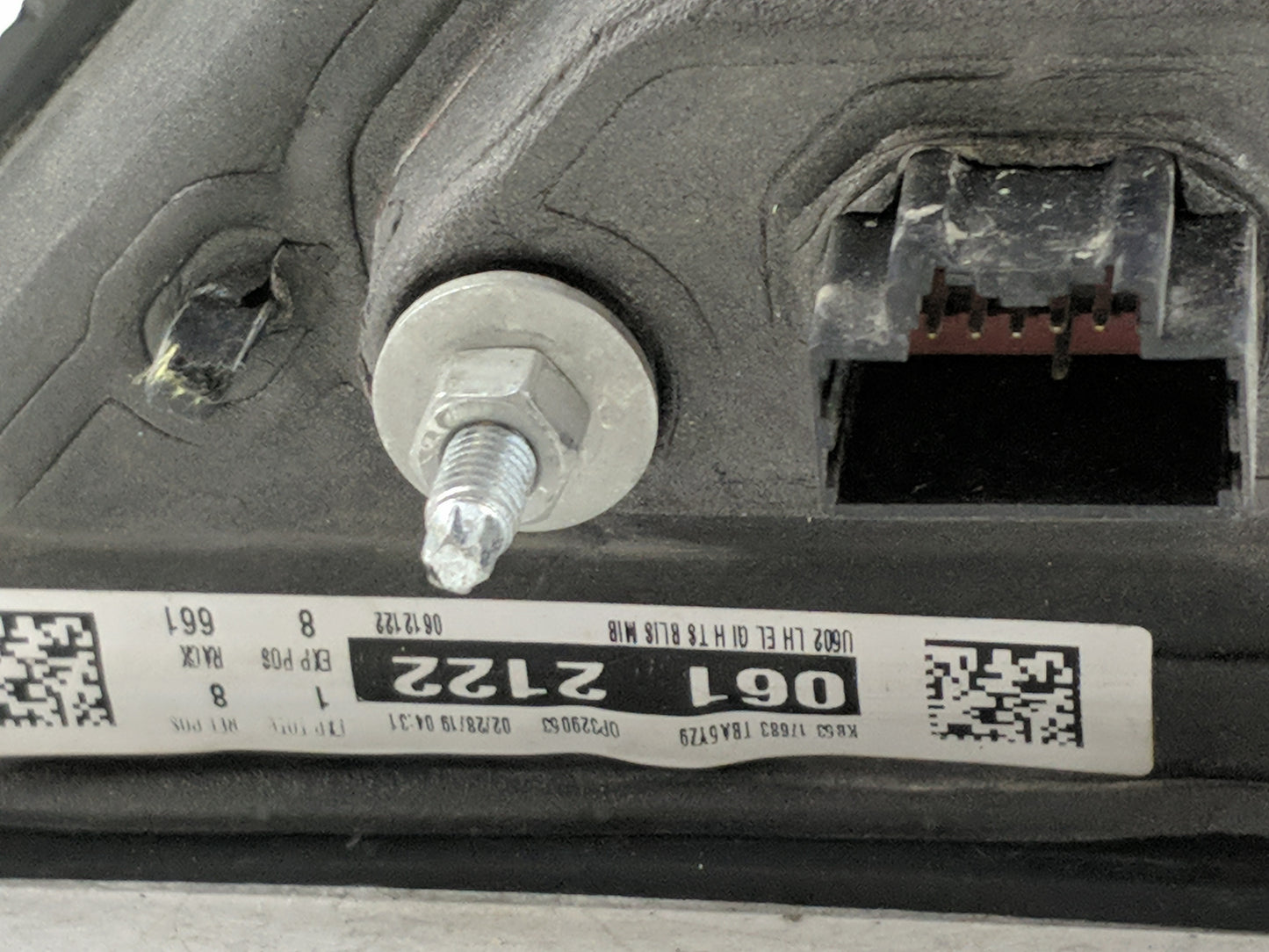 2019 Ford Explorer Side Mirror Replacement Driver Left View Door Mirror Fits OEM Used Auto Parts - Oemusedautoparts1.com