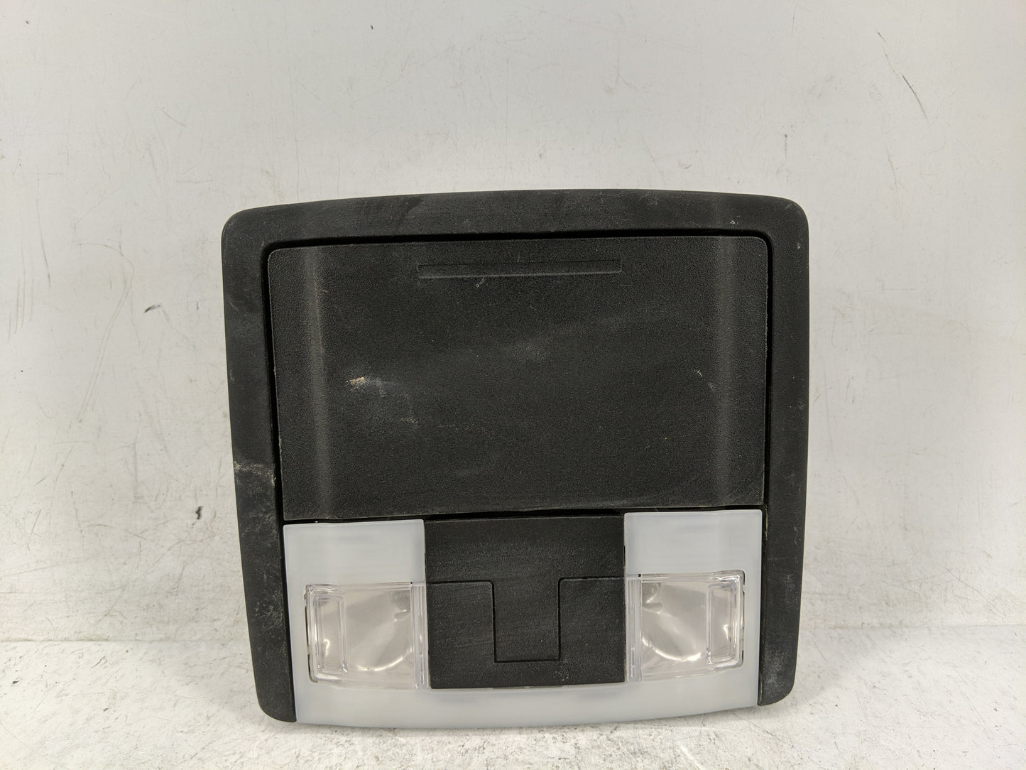 2019 Ford Explorer Overhead Roof Console - Oemusedautoparts1.com