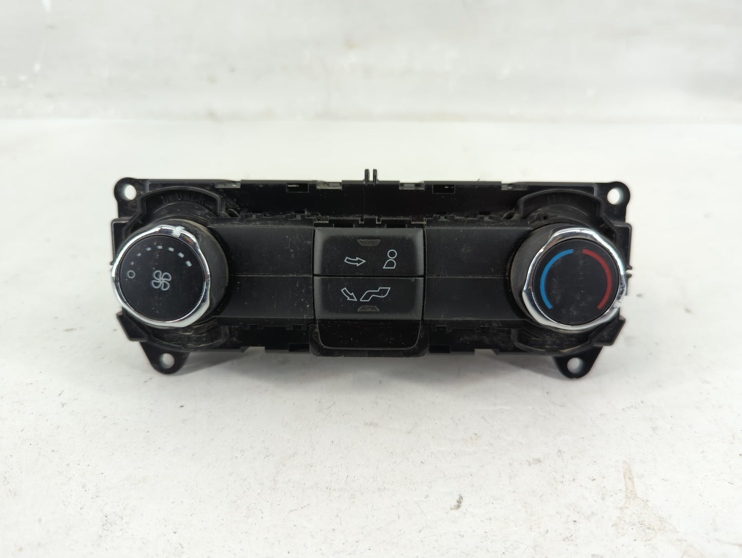 2019 Ford Explorer Climate Control Module Temperature AC/Heater Replacement Fits OEM Used Auto Parts - Oemusedautoparts1.com