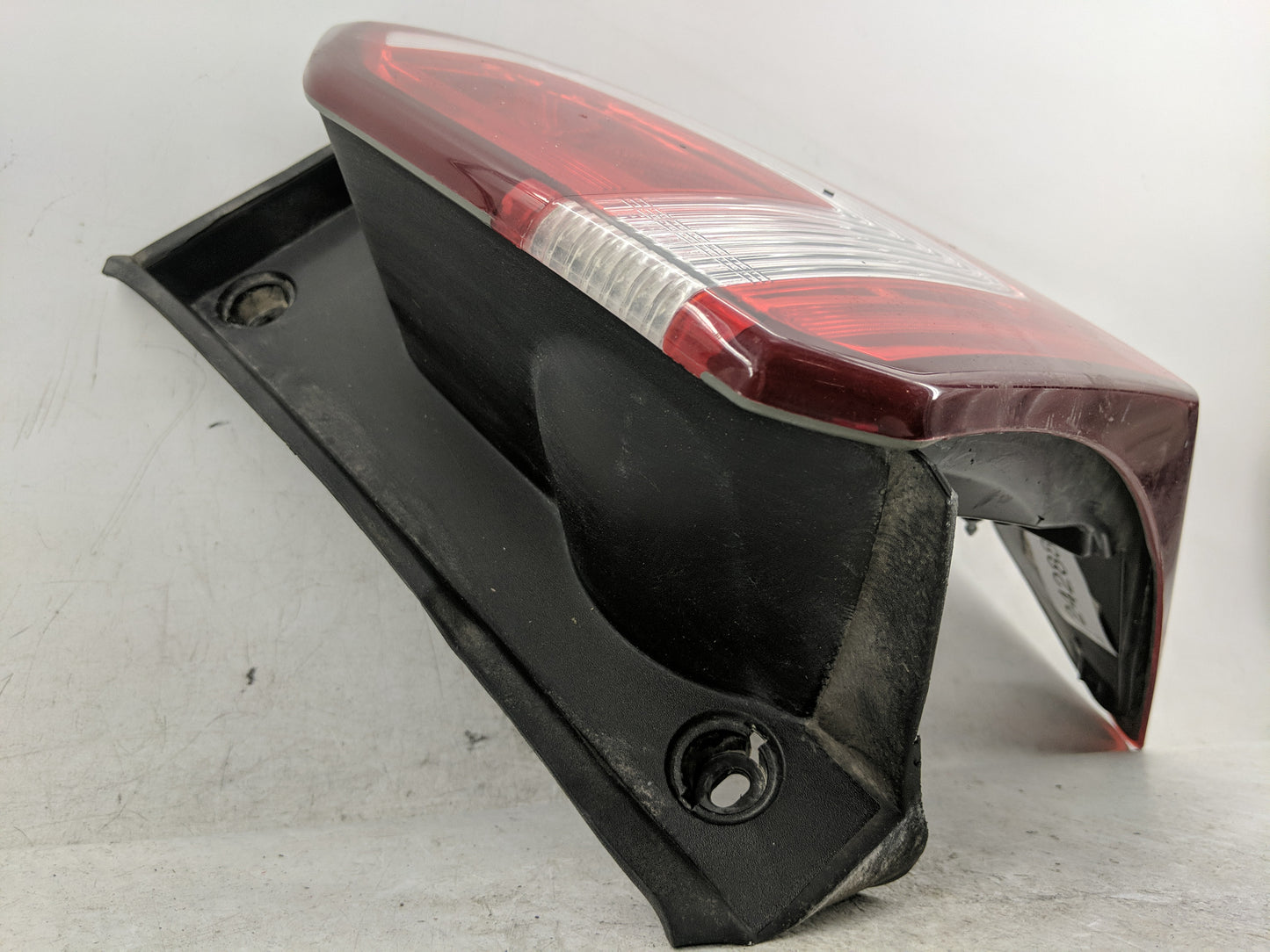 2019 Ford Explorer Tail Light Assembly Passenger Right OEM Fits OEM Used Auto Parts - Oemusedautoparts1.com