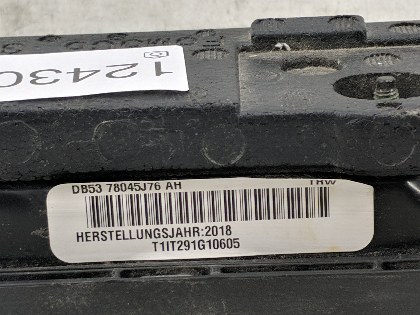 2019 Ford Explorer Air Bag Driver Left Knee Oem - Oemusedautoparts1.com
