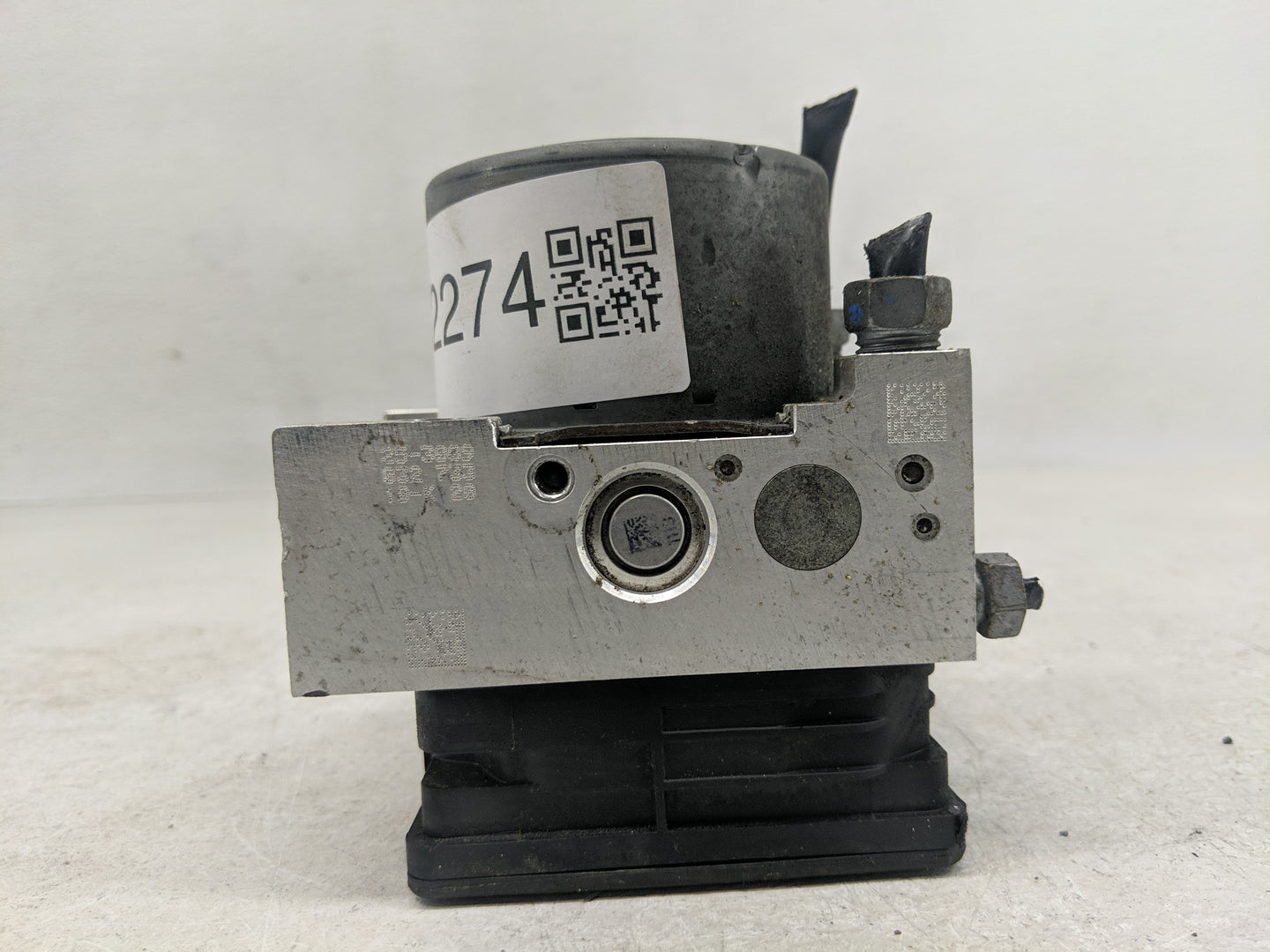 2019 Ford Explorer ABS Pump Control Module Replacement P/N:HB53-2C219-AB Fits OEM Used Auto Parts - Oemusedautoparts1.com