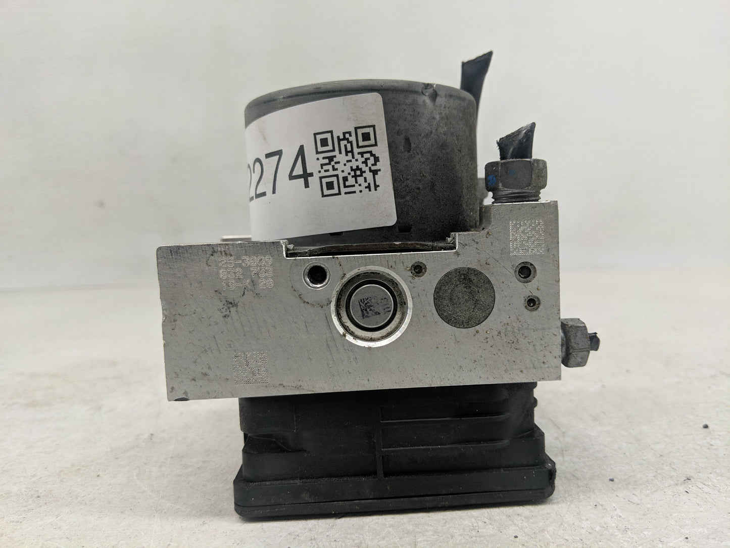 2019 Ford Explorer ABS Pump Control Module Replacement P/N:HB53-2C219-AB Fits OEM Used Auto Parts - Oemusedautoparts1.com