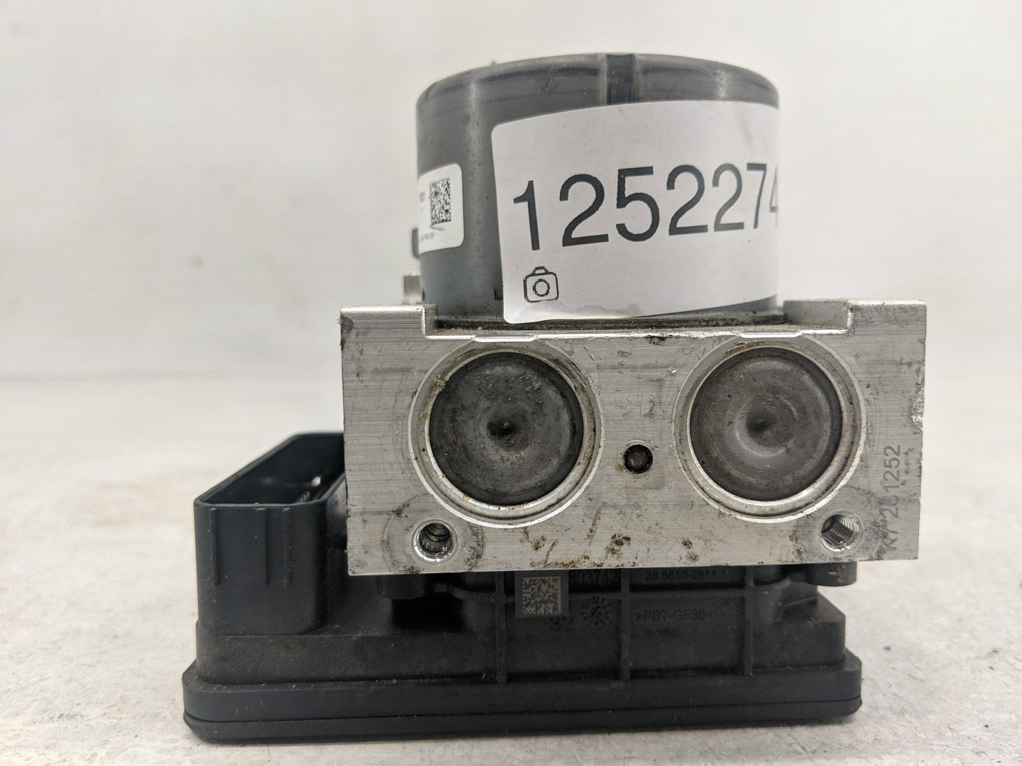 2019 Ford Explorer ABS Pump Control Module Replacement P/N:HB53-2C219-AB Fits OEM Used Auto Parts - Oemusedautoparts1.com