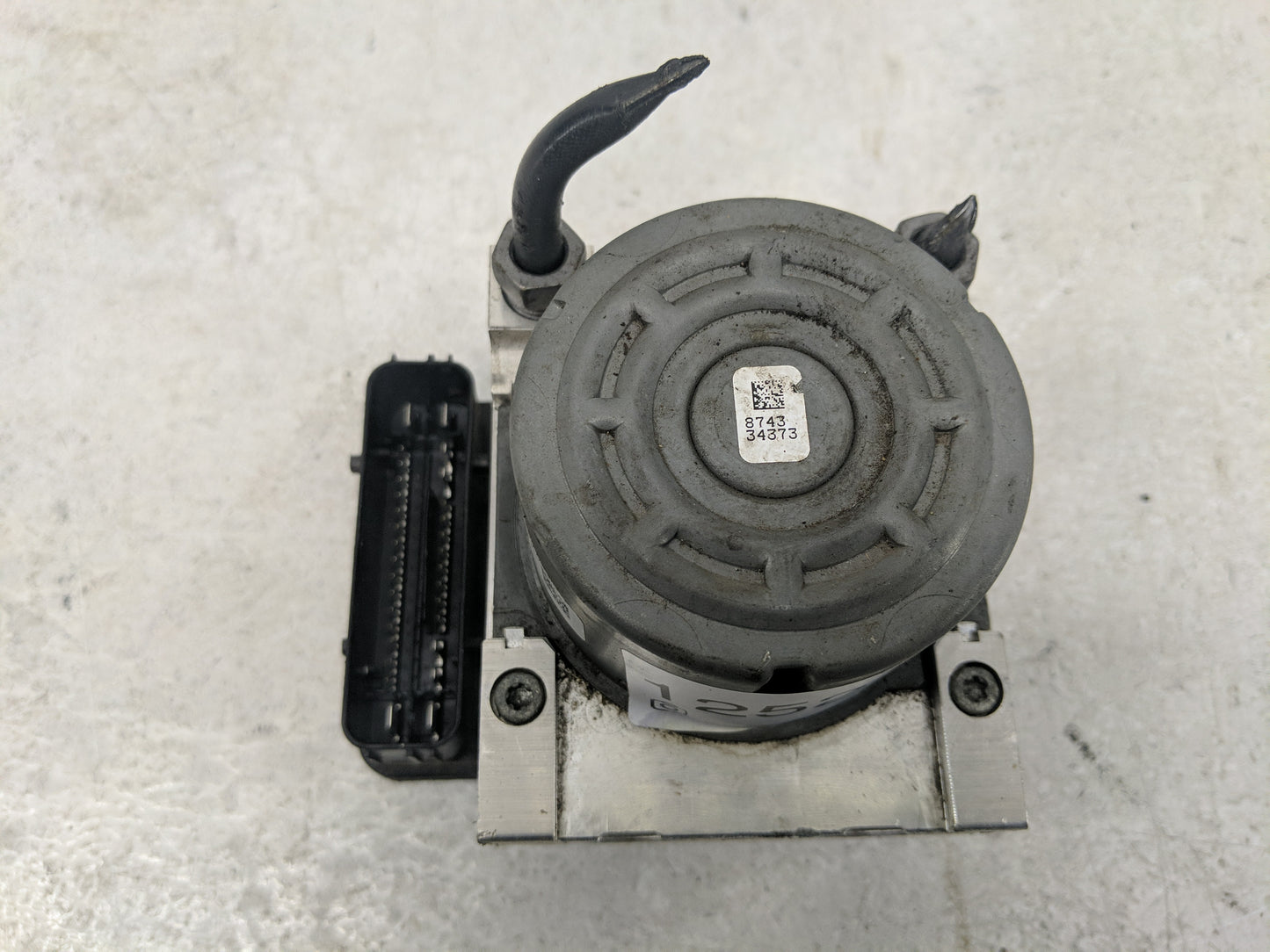 2019 Ford Explorer ABS Pump Control Module Replacement P/N:HB53-2C219-AB Fits OEM Used Auto Parts - Oemusedautoparts1.com