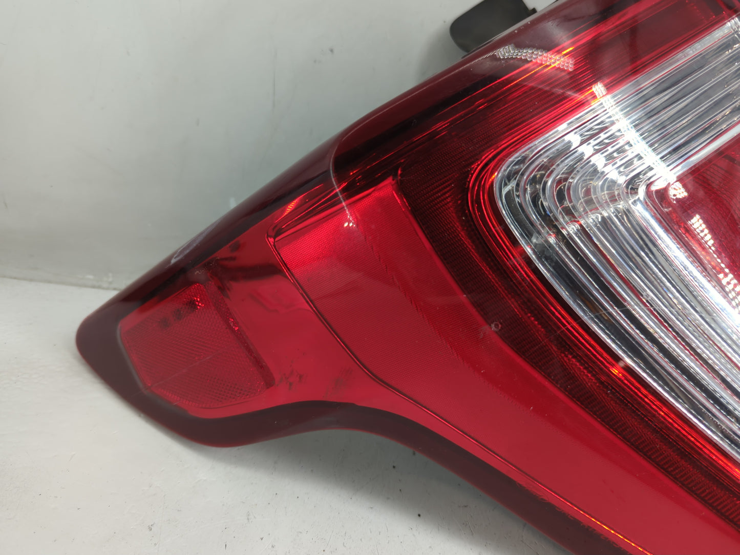 2019 Ford Explorer Tail Light Assembly Driver Left OEM P/N:FB53-13A580-A Fits OEM Used Auto Parts - Oemusedautoparts1.com