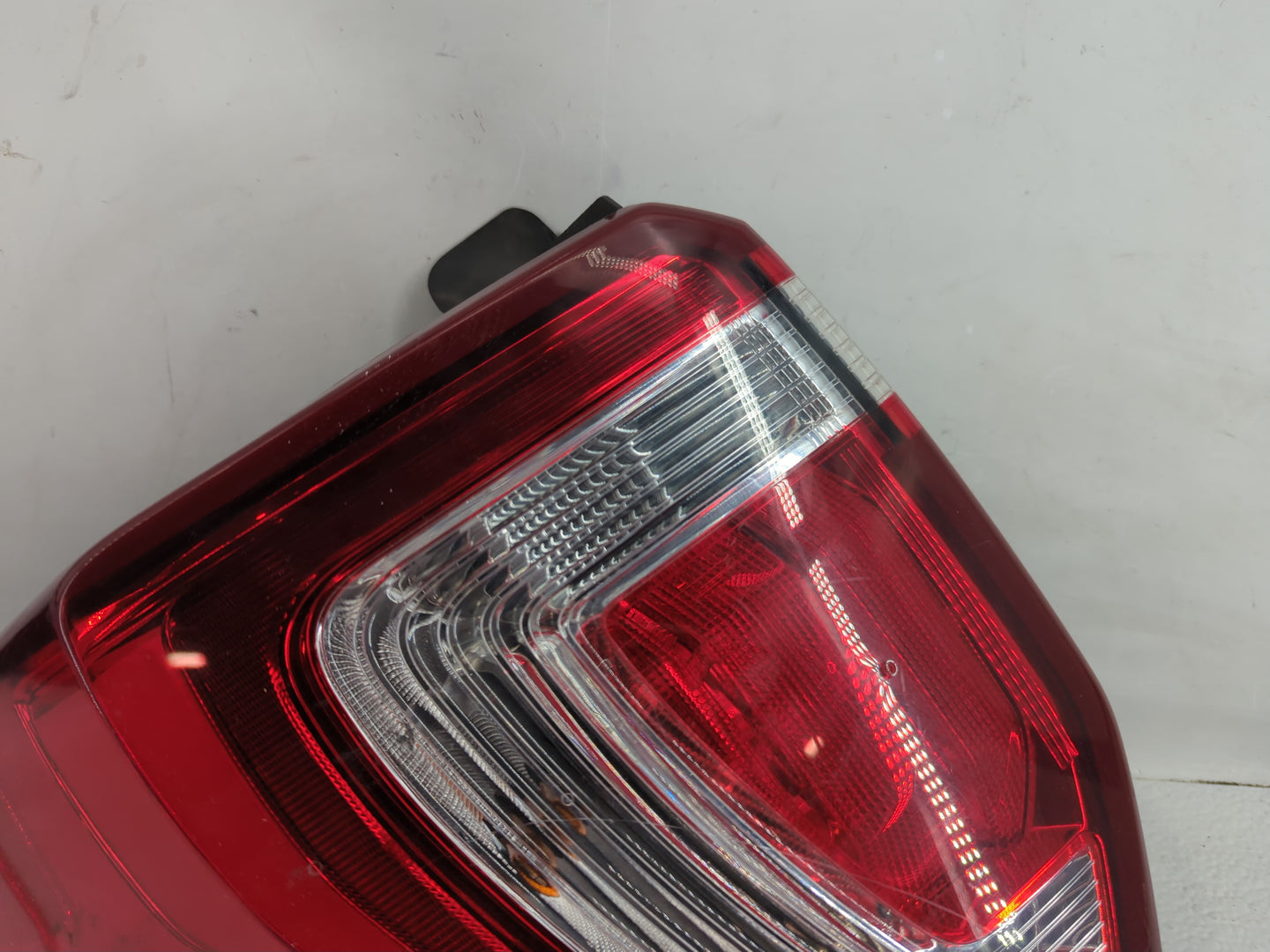 2019 Ford Explorer Tail Light Assembly Driver Left OEM P/N:FB53-13A580-A Fits OEM Used Auto Parts - Oemusedautoparts1.com
