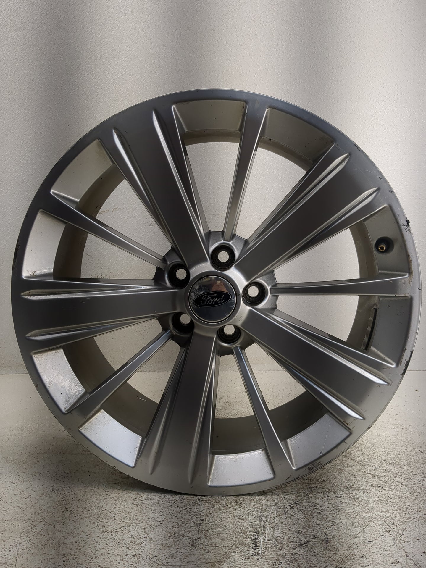2019 Ford Explorer Oem Wheel Rim - Oemusedautoparts1.com