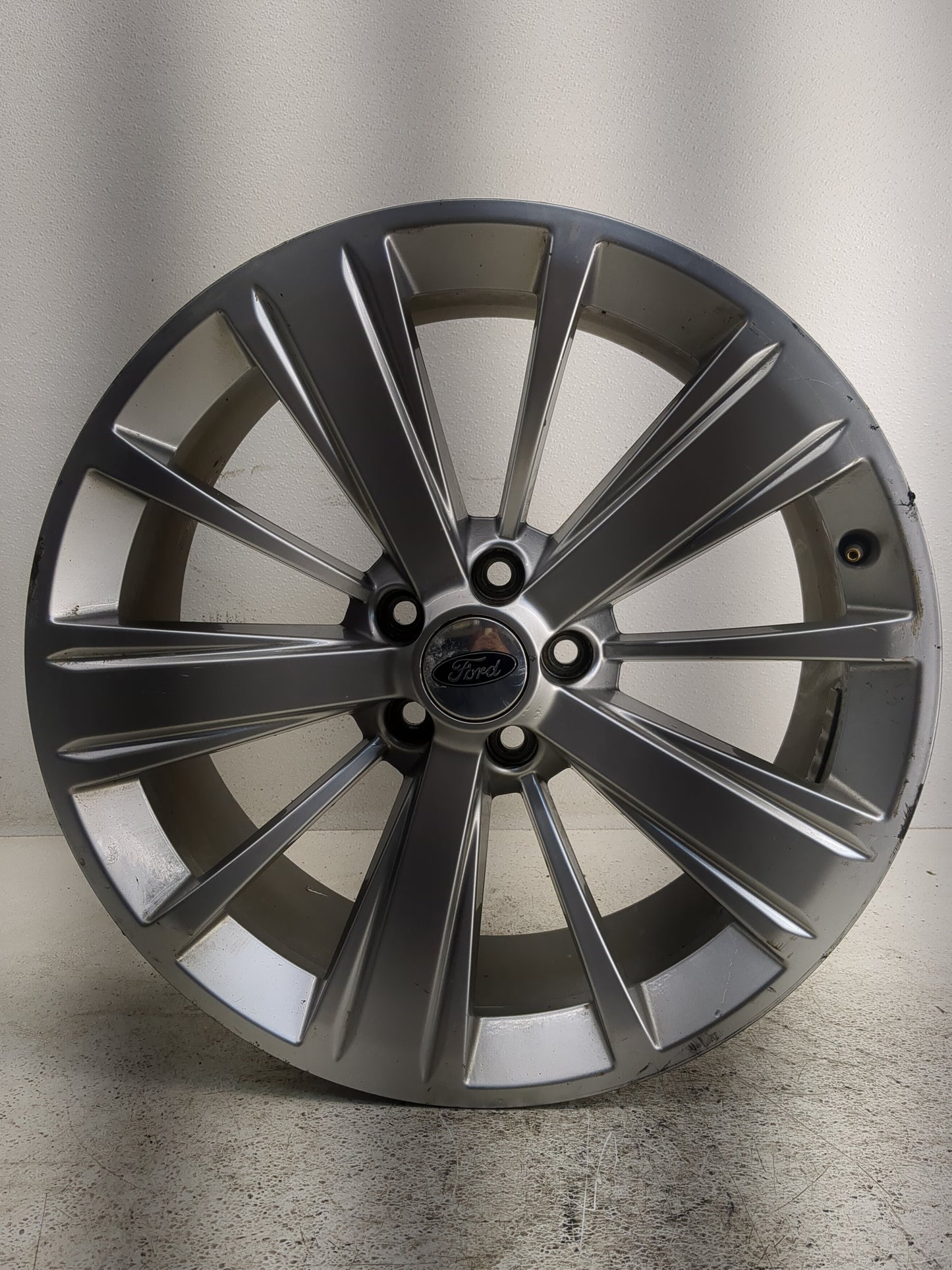 2019 Ford Explorer Oem Wheel Rim - Oemusedautoparts1.com