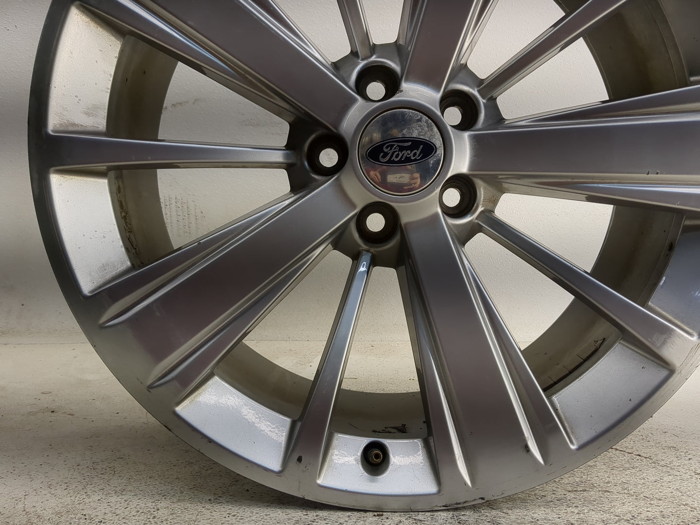 2019 Ford Explorer Oem Wheel Rim 1253315 - Oemusedautoparts1.com