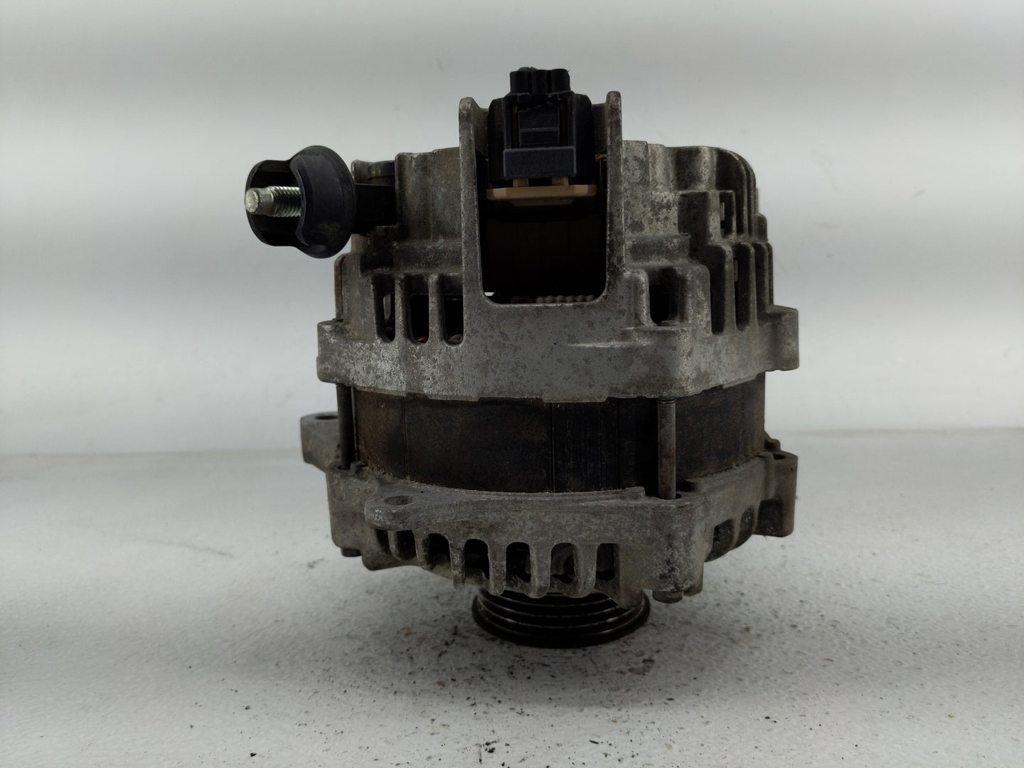 2011-2019 Ford Explorer Alternator Replacement Generator Charging Assembly Engine OEM P/N:DG1T-10300-CB Fits OEM Used Auto P