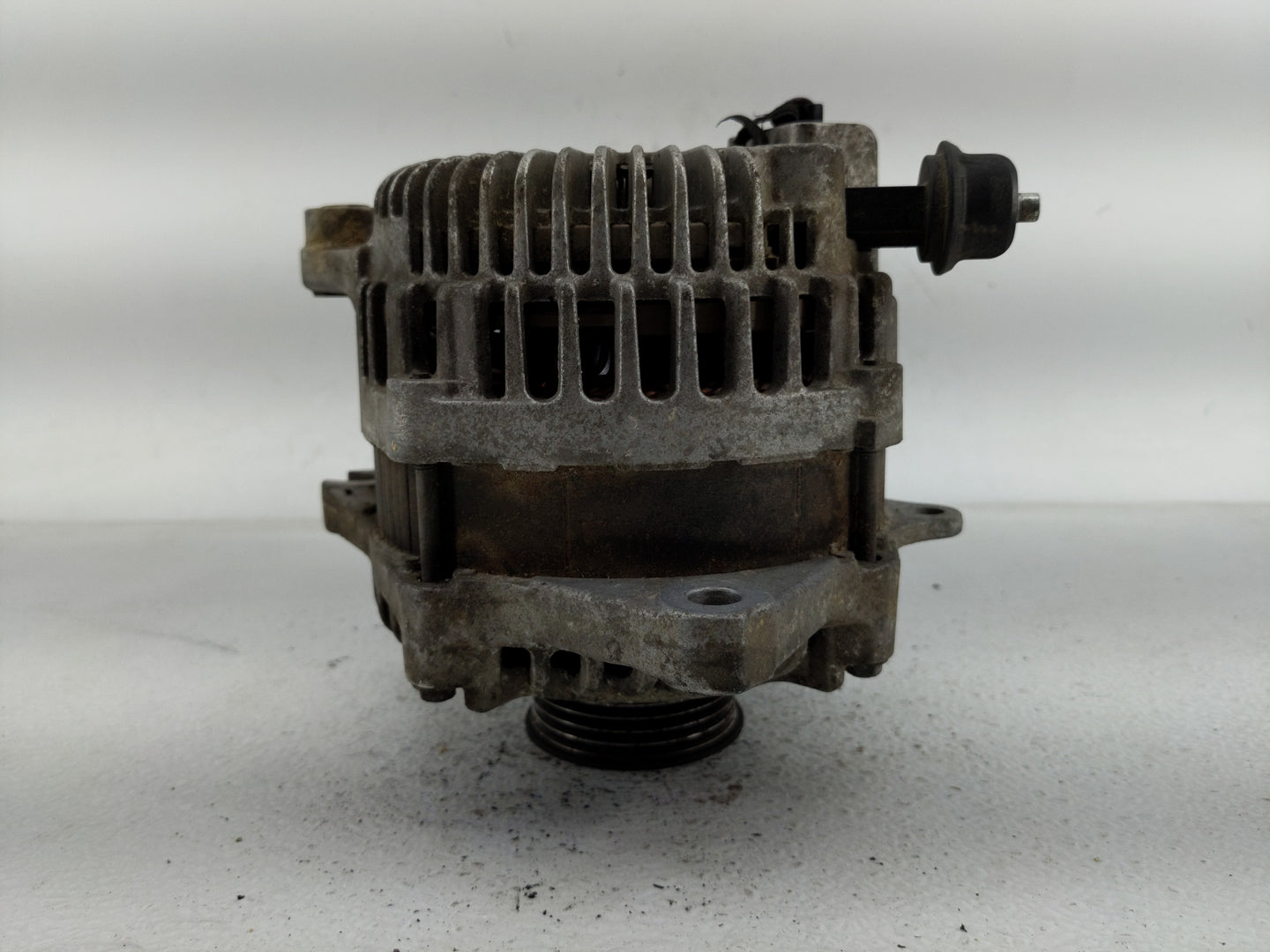 2011-2019 Ford Explorer Alternator Replacement Generator Charging Assembly Engine OEM P/N:DG1T-10300-CB Fits OEM Used Auto P