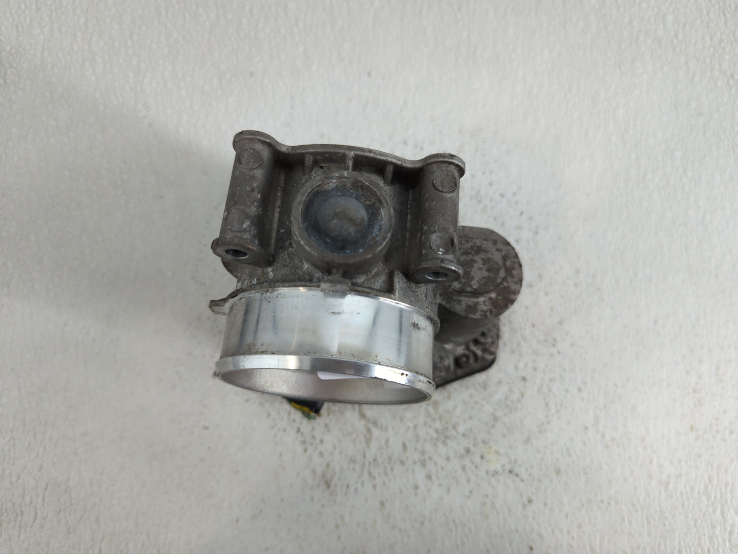 2011-2019 Ford Explorer Throttle Body P/N:BL3E-9F991-AJ Fits Fits 2011 2012 2013 2014 2015 2016 2017 2018 2019 OEM Used Auto