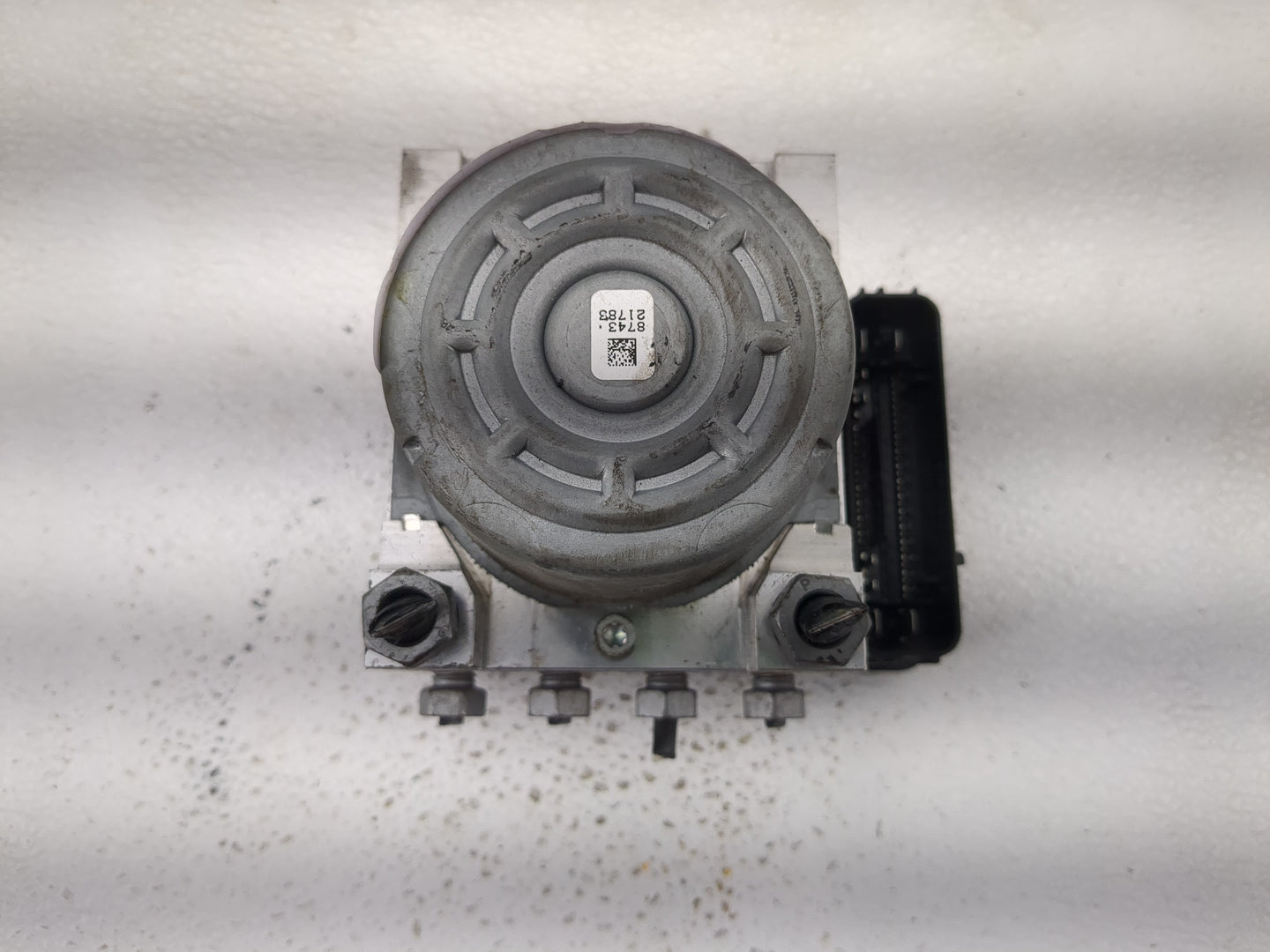 2019 Ford Explorer ABS Pump Control Module Replacement P/N:HB53-2C405-BA Fits OEM Used Auto Parts - Oemusedautoparts1.com