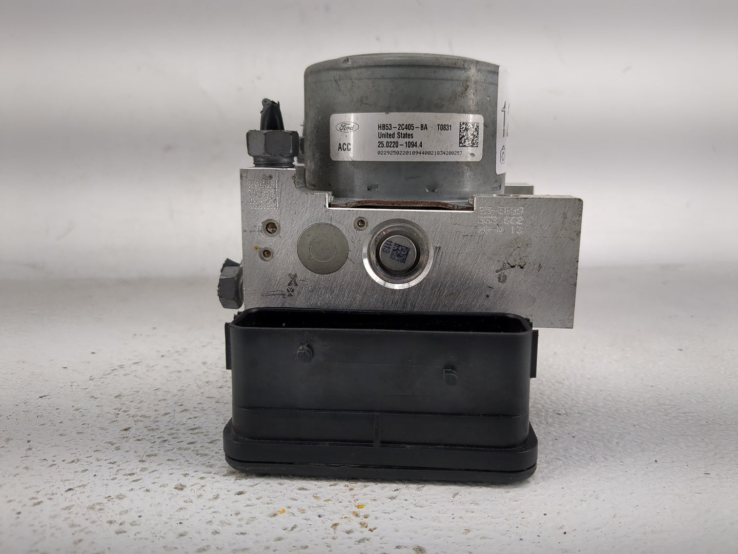 2019 Ford Explorer ABS Pump Control Module Replacement P/N:HB53-2C405-BA Fits OEM Used Auto Parts - Oemusedautoparts1.com