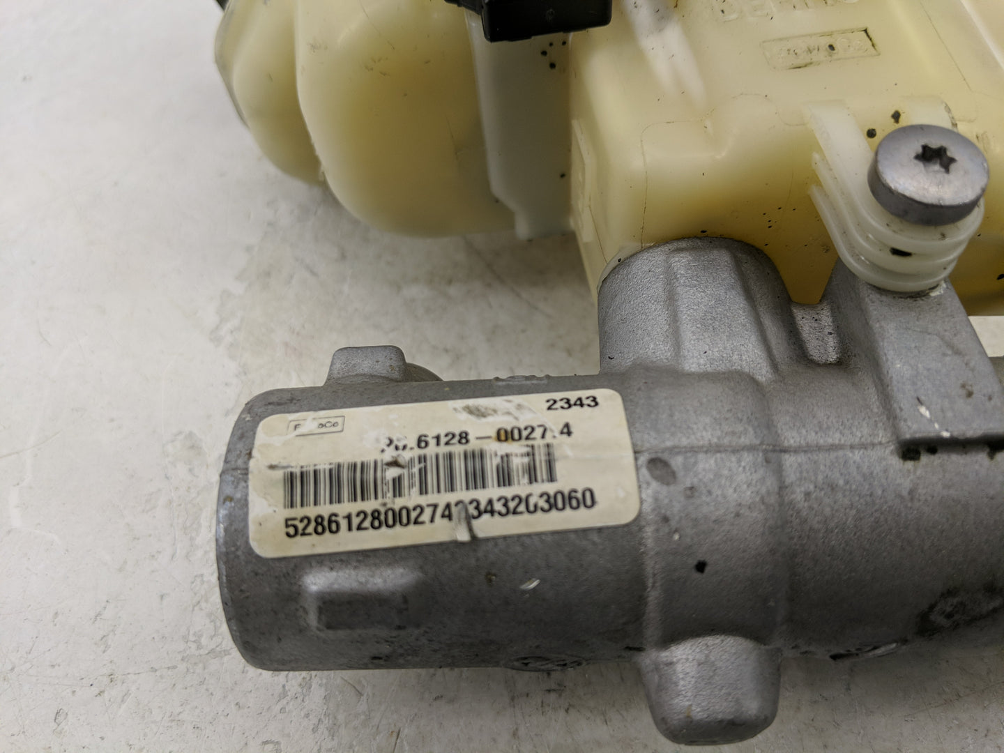 Ford Explorer Brake Master Cylinder 1312690 - Oemusedautoparts1.com