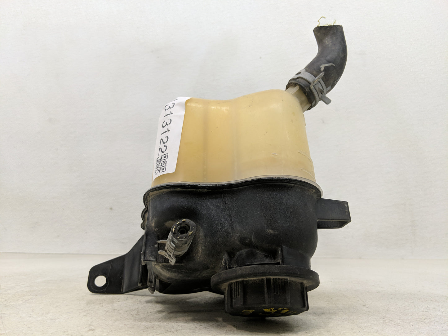 Ford Explorer Radiator Coolant Overflow Expansion Tank Bottle 1313122 - Oemusedautoparts1.com