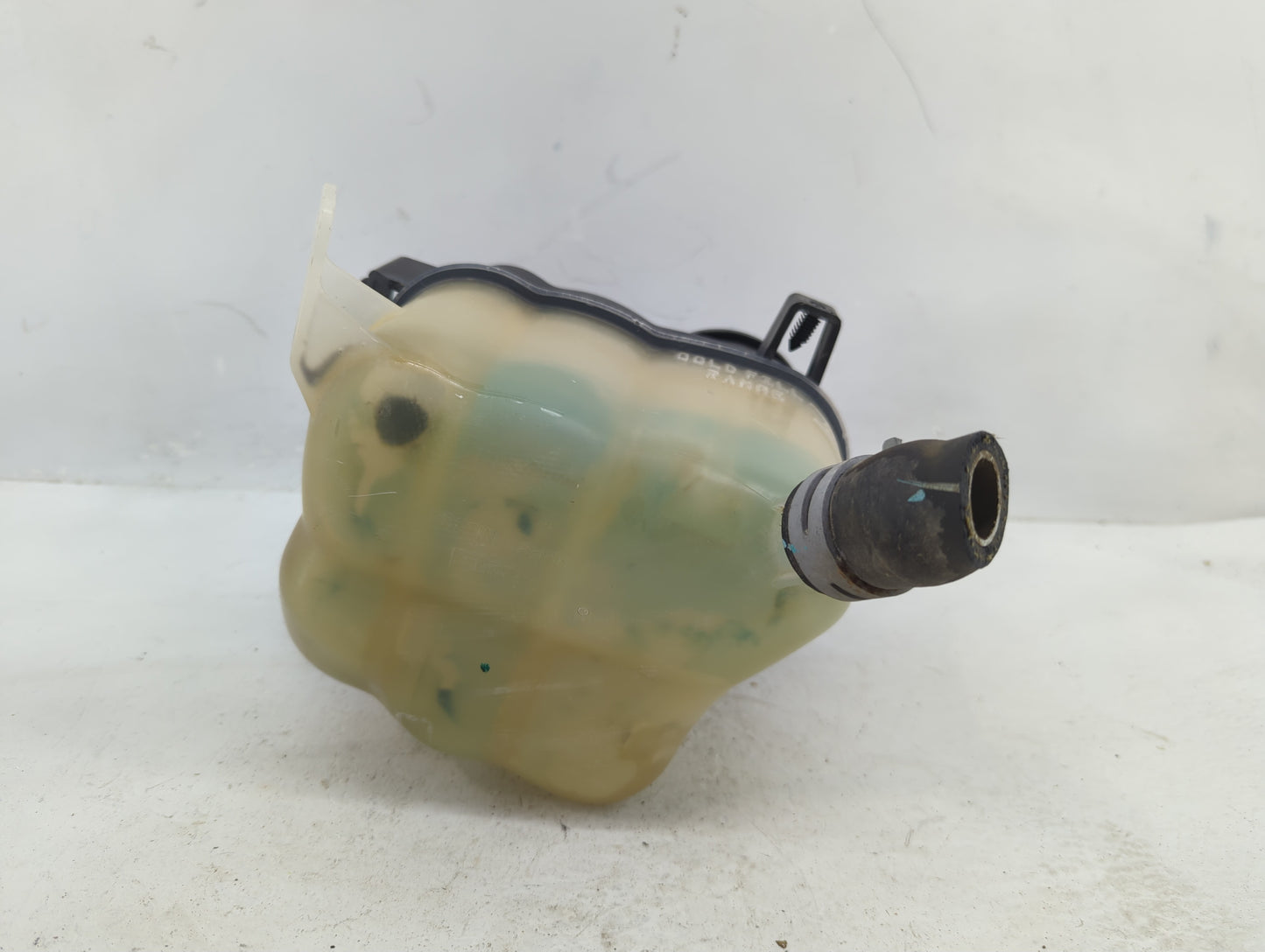 Ford Explorer Radiator Coolant Overflow Expansion Tank Bottle 1367243 - Oemusedautoparts1.com