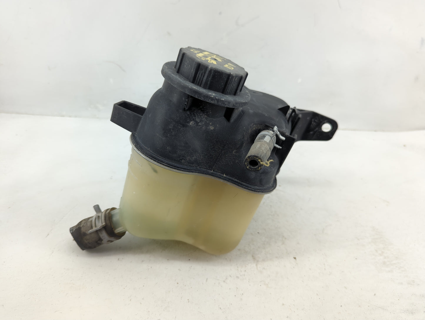 Ford Explorer Radiator Coolant Overflow Expansion Tank Bottle 1367243 - Oemusedautoparts1.com