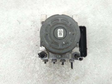 2019 Ford Explorer ABS Pump Control Module Replacement P/N:HB53-2C405-AC Fits OEM Used Auto Parts