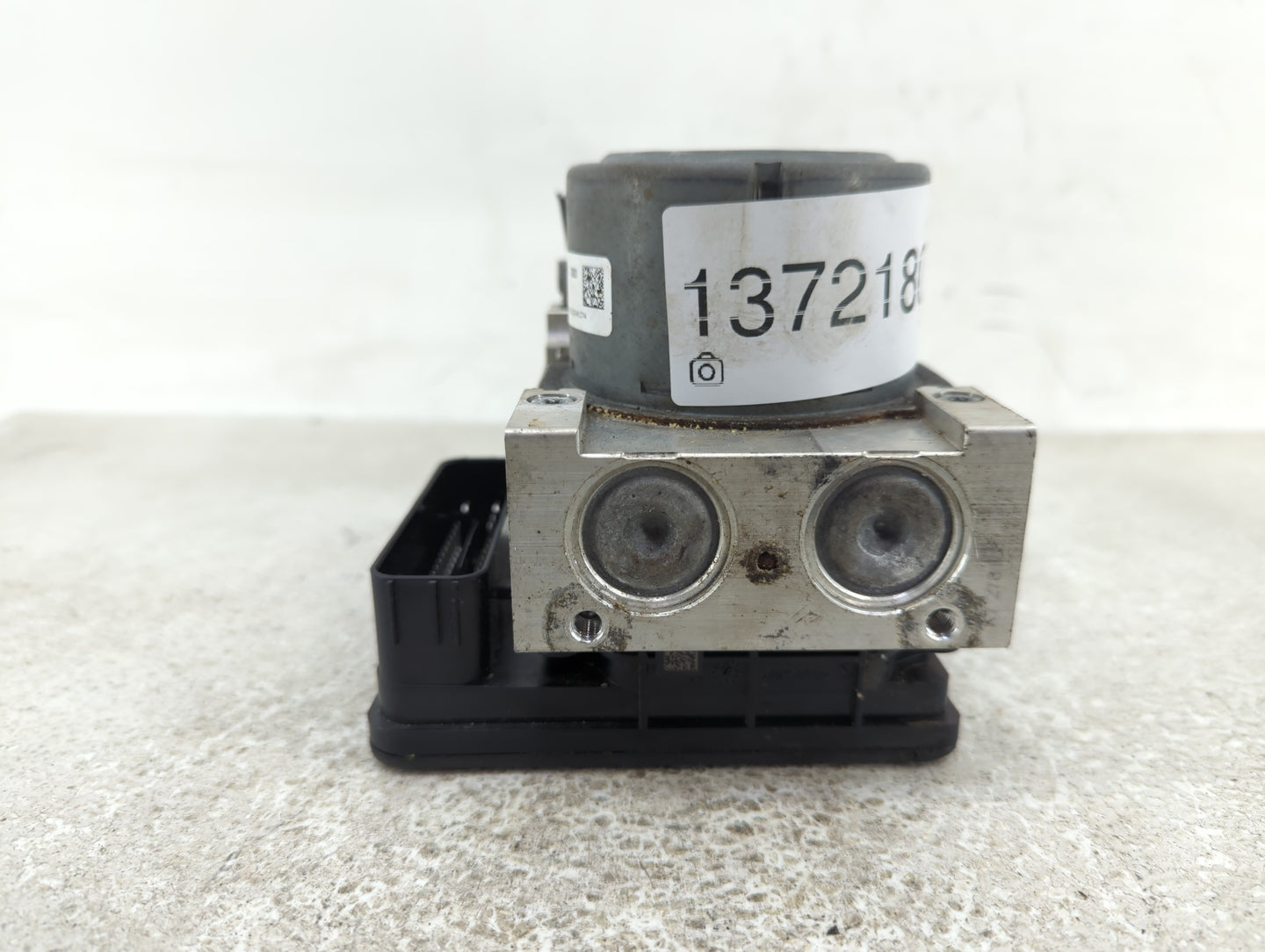 2019 Ford Explorer ABS Pump Control Module Replacement P/N:HB53-2C405-AC Fits OEM Used Auto Parts - Oemusedautoparts1.com