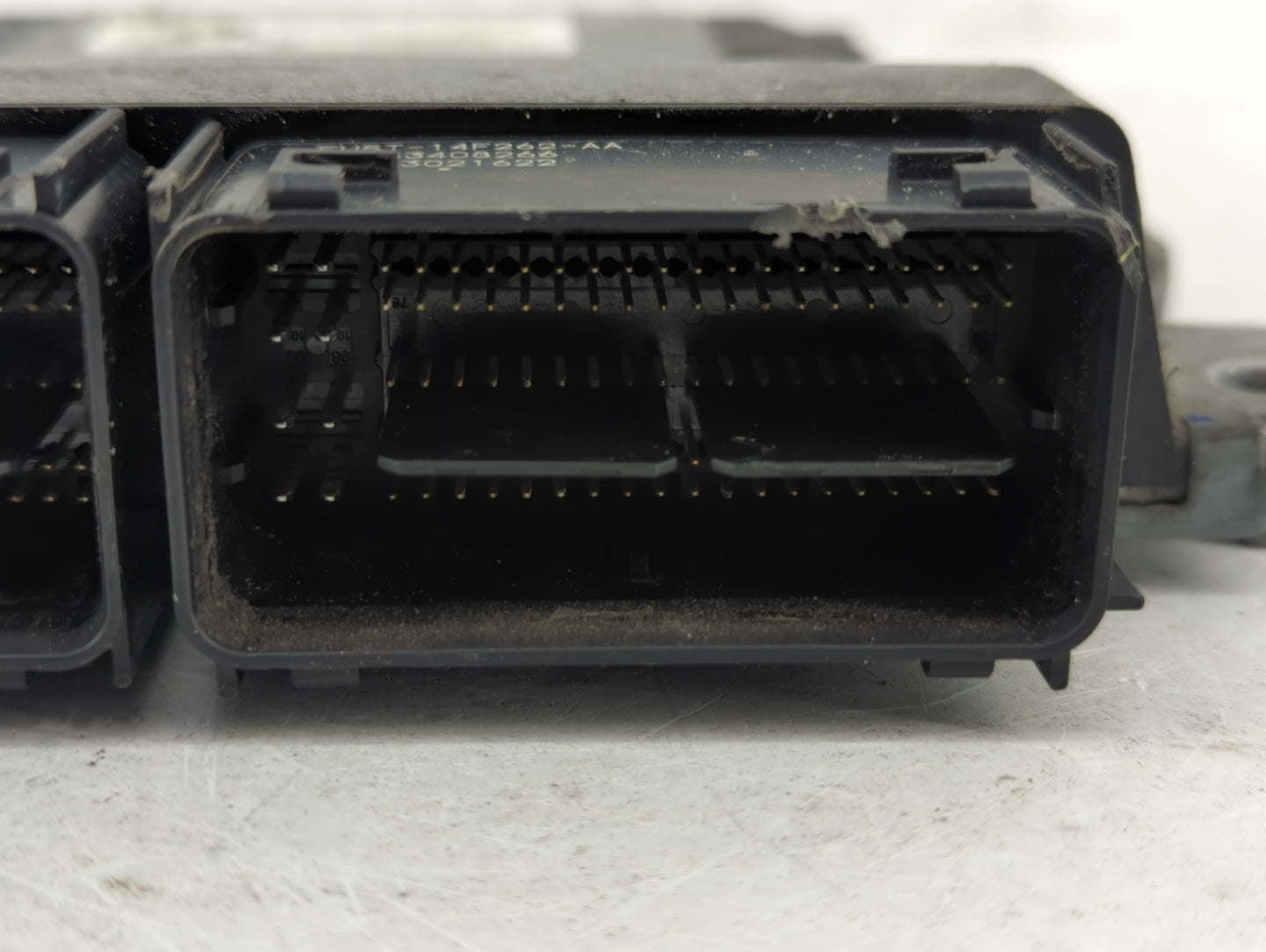 2016-2019 Ford Explorer PCM Engine Control Computer ECU ECM PCU OEM P/N:A6SXU24563100 Fits Fits 2015 2016 2017 2018 2019 OEM