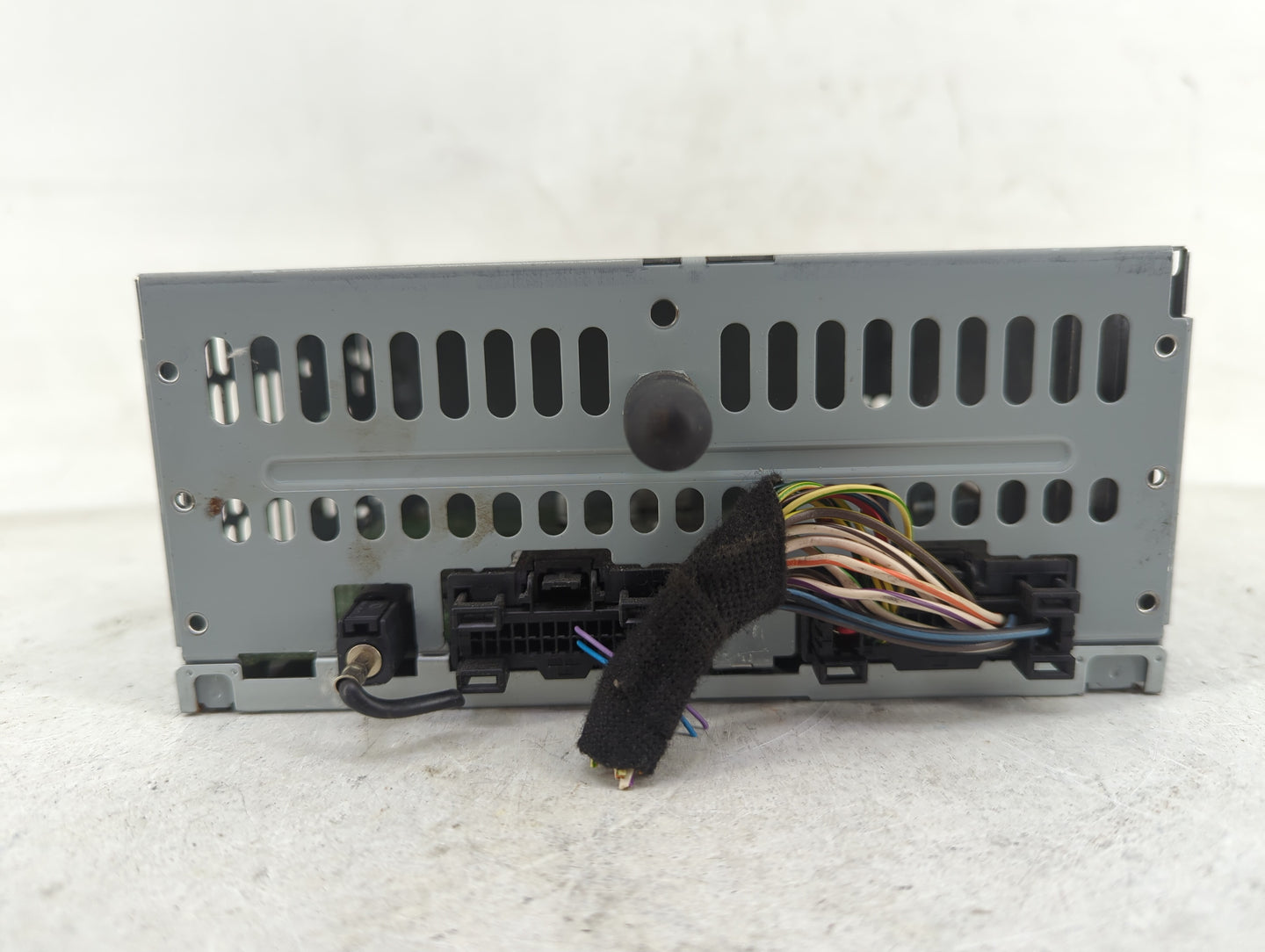 2019 Ford Explorer Radio AM FM Cd Player Receiver Replacement P/N:KB5T-18D832-BA Fits OEM Used Auto Parts - Oemusedautoparts