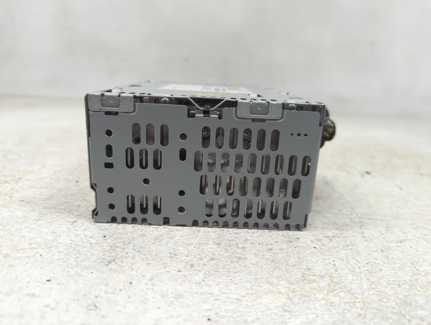 2019 Ford Explorer Radio AM FM Cd Player Receiver Replacement P/N:KB5T-18D832-BA Fits OEM Used Auto Parts - Oemusedautoparts