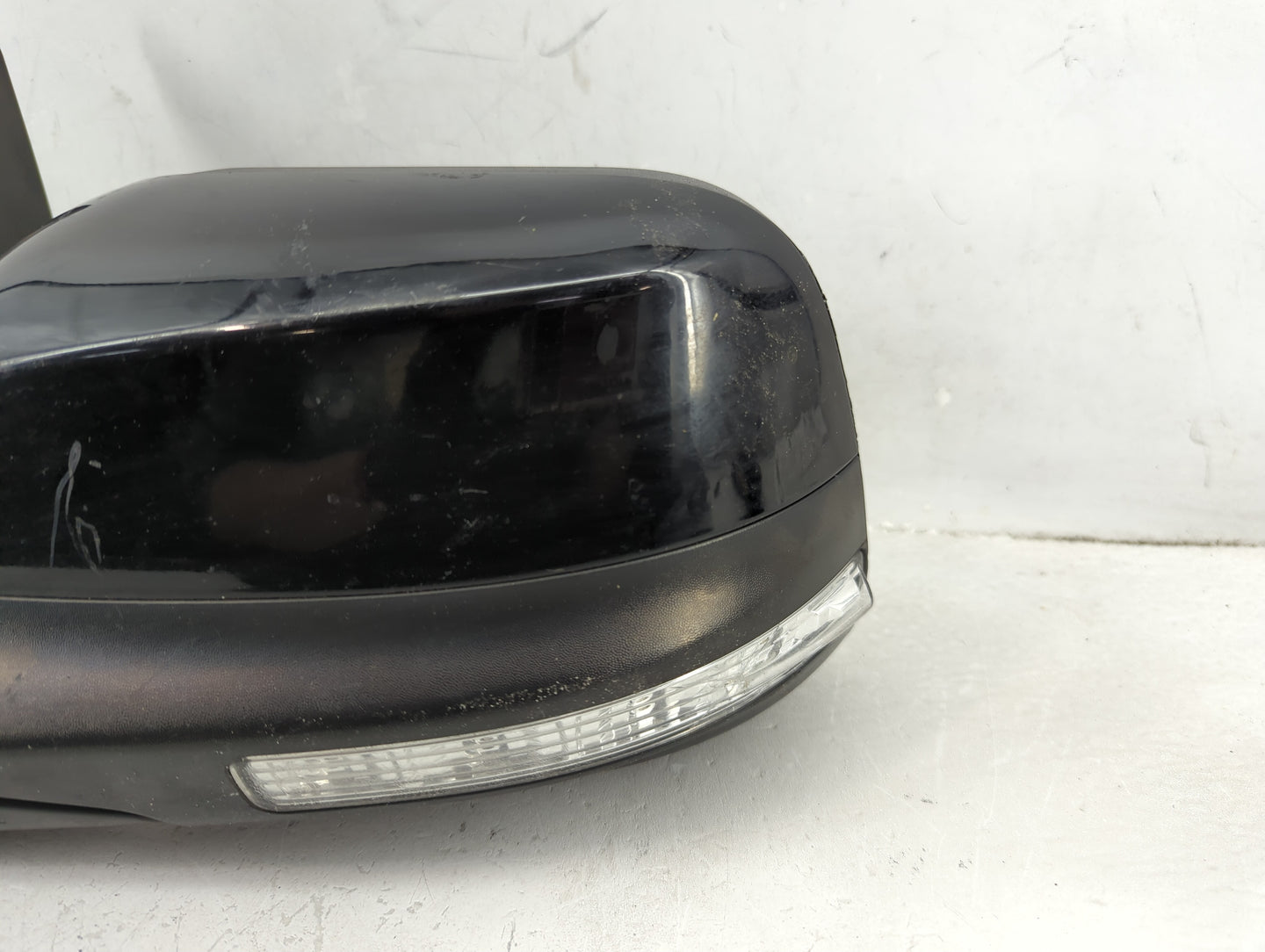 2019 Ford Explorer Driver Side View Mirror - Left Door Mirror OEM Used - Oemusedautoparts1.com