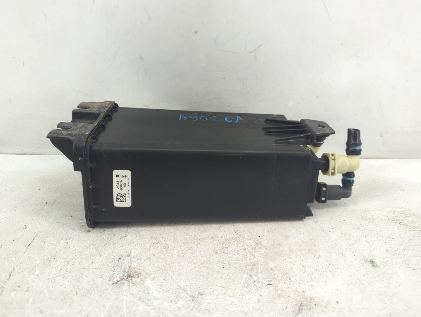 2019 Ford Explorer Fuel Vapor Charcoal Canister 1410469 - Oemusedautoparts1.com