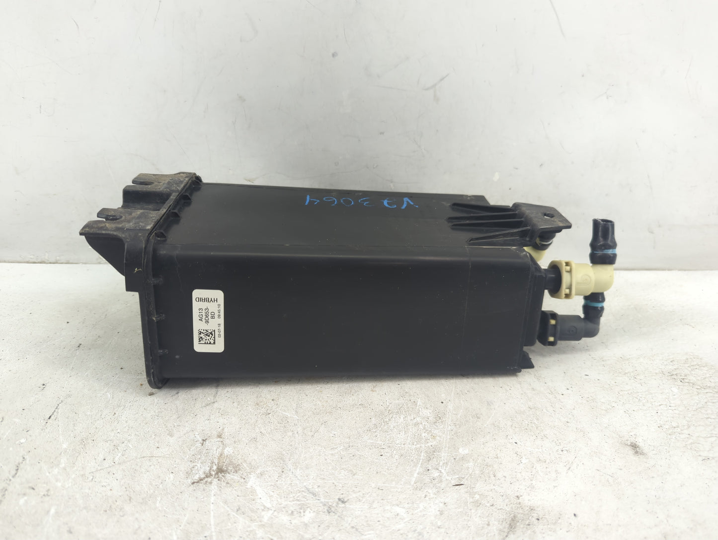 2019 Ford Explorer Fuel Vapor Charcoal Canister 1410469 - Oemusedautoparts1.com