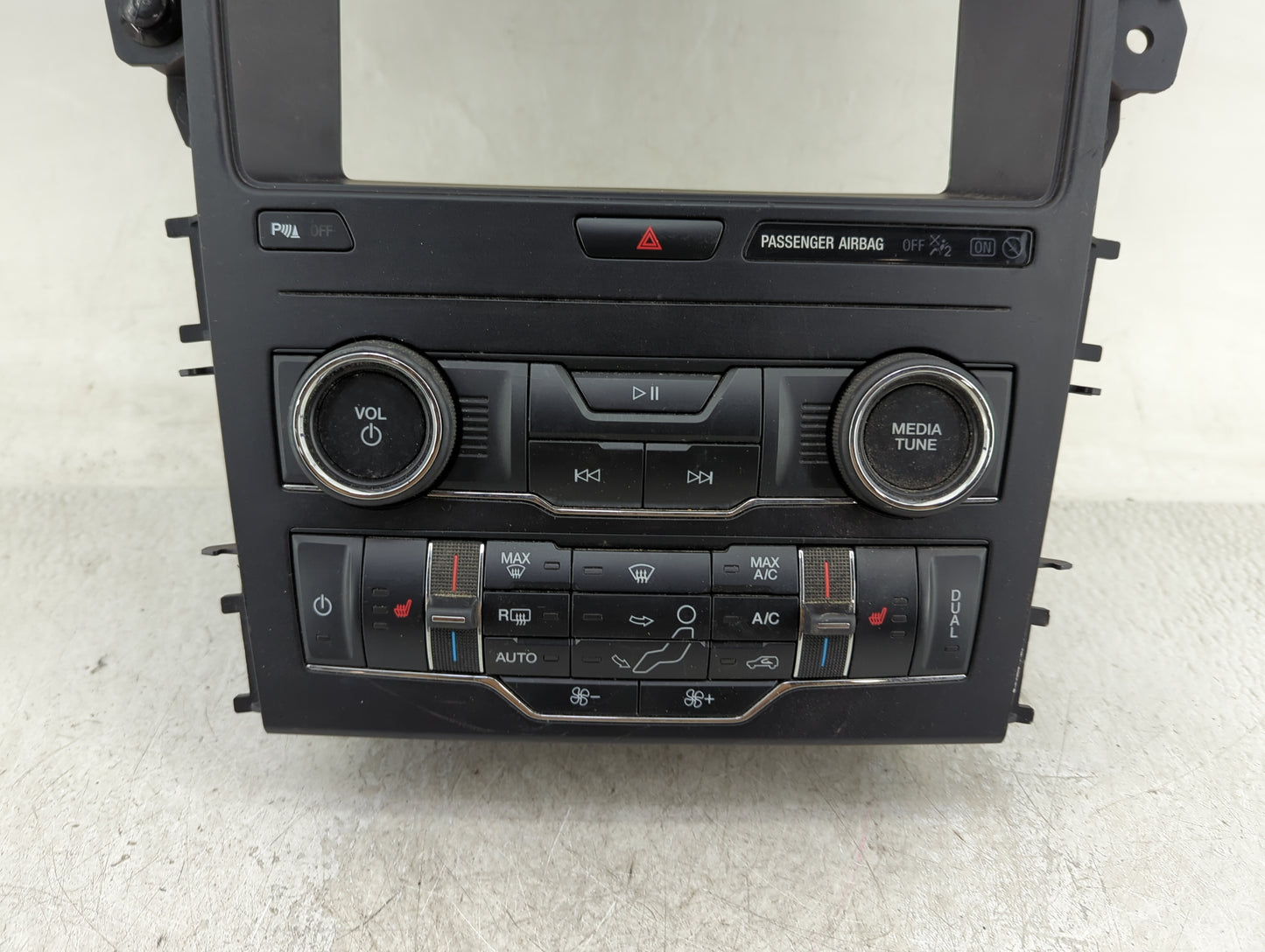 2019 Ford Explorer Radio AM FM Cd Player Receiver Replacement P/N:JB5T-18A802-NB Fits OEM Used Auto Parts - Oemusedautoparts