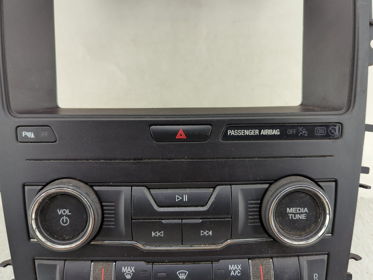 2019 Ford Explorer Radio AM FM Cd Player Receiver Replacement P/N:JB5T-18A802-NB Fits OEM Used Auto Parts - Oemusedautoparts