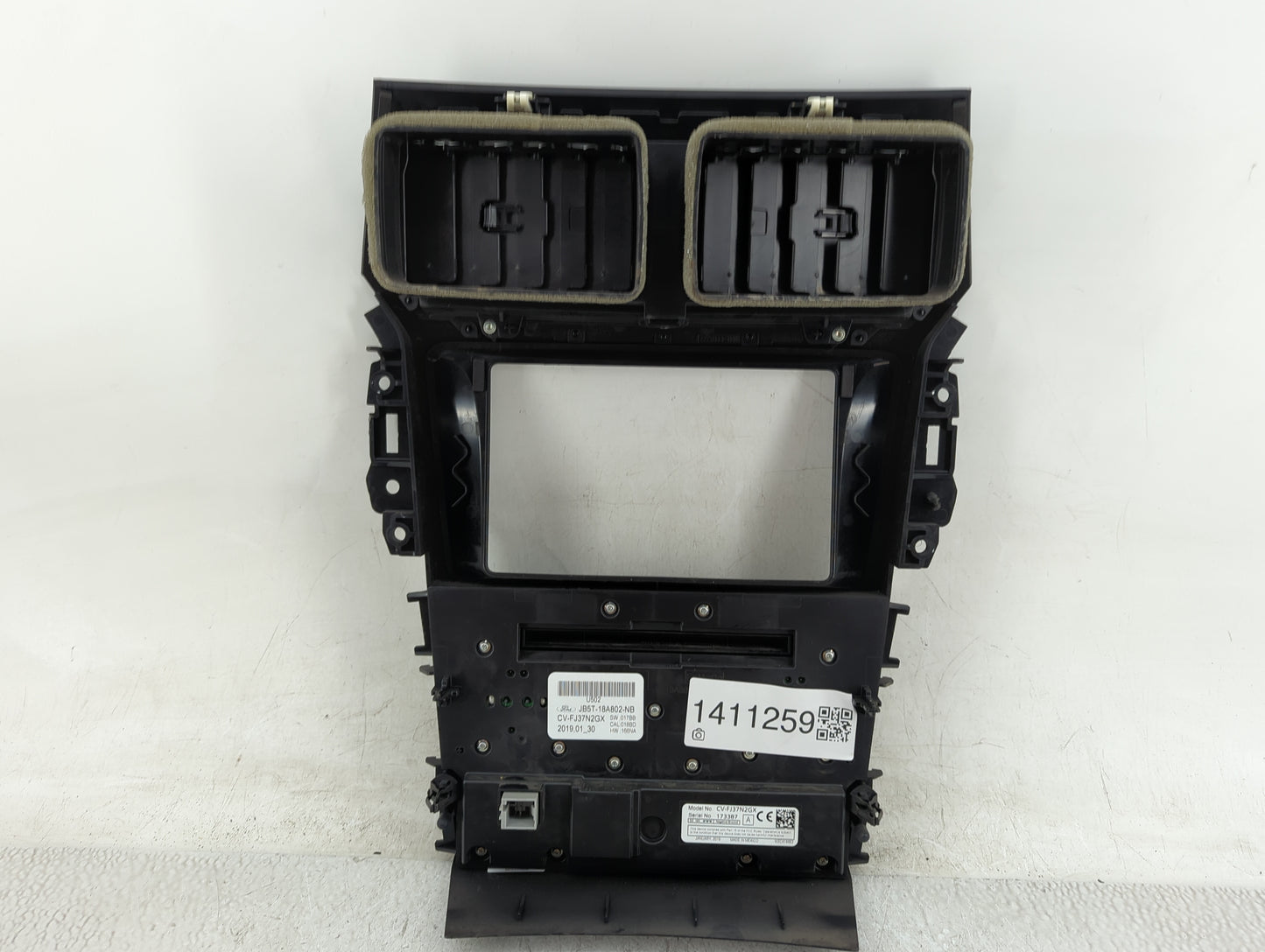 2019 Ford Explorer Radio AM FM Cd Player Receiver Replacement P/N:JB5T-18A802-NB Fits OEM Used Auto Parts - Oemusedautoparts