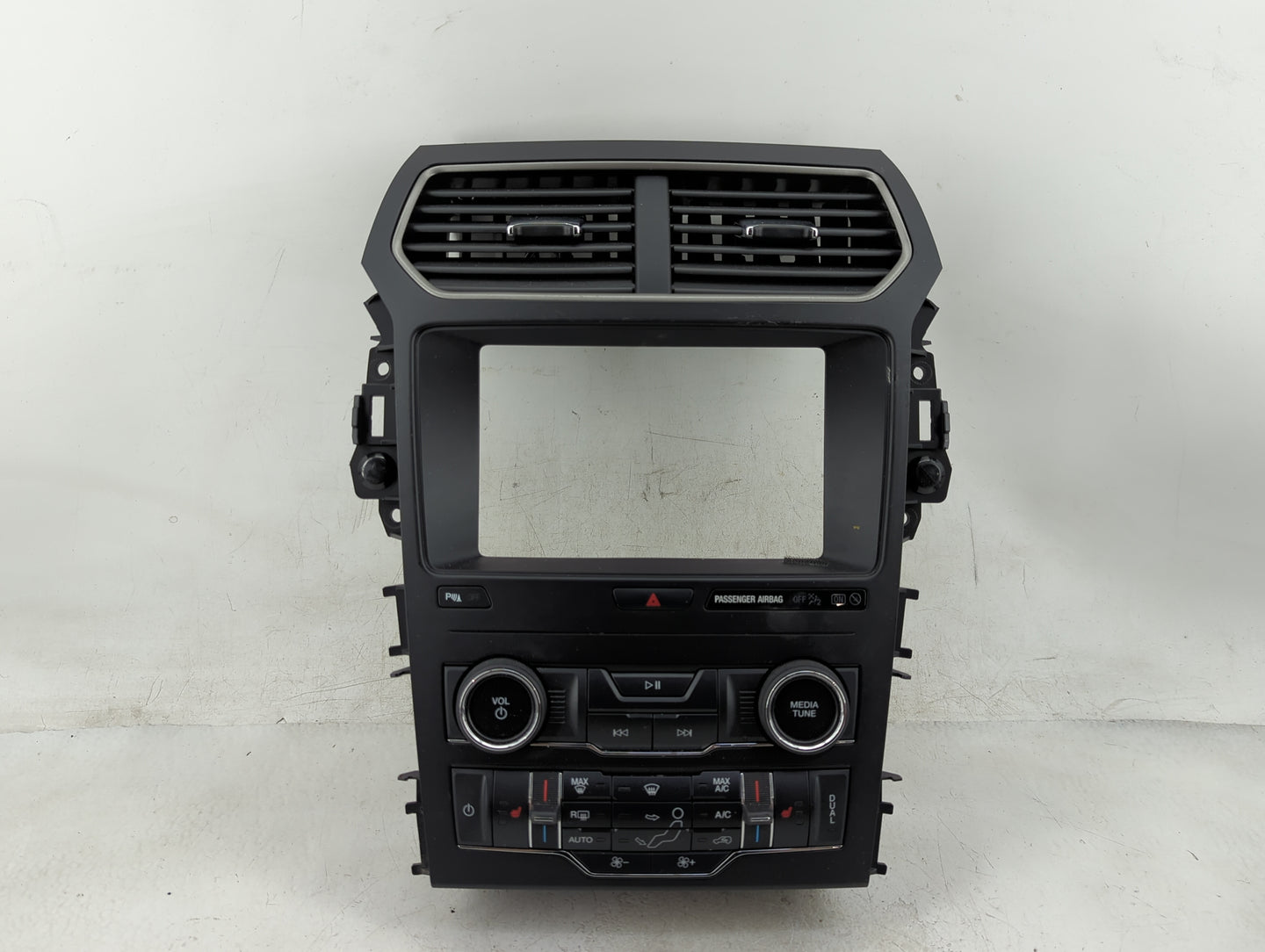 2016-2019 Ford Explorer Radio Control Panel - Oemusedautoparts1.com