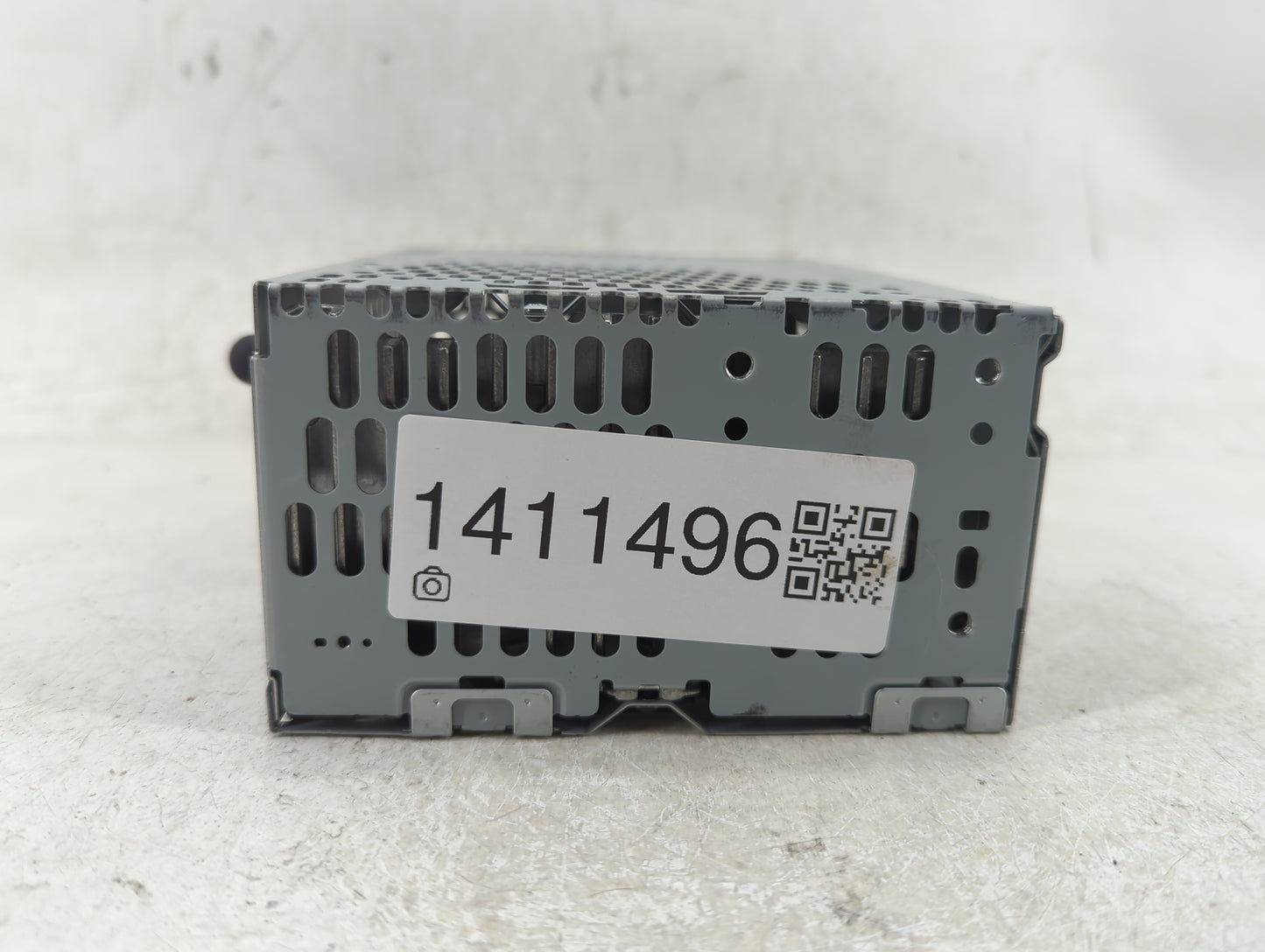 2019 Ford Explorer Radio AM FM Cd Player Receiver Replacement P/N:KB5T-18D832-AA Fits OEM Used Auto Parts - Oemusedautoparts