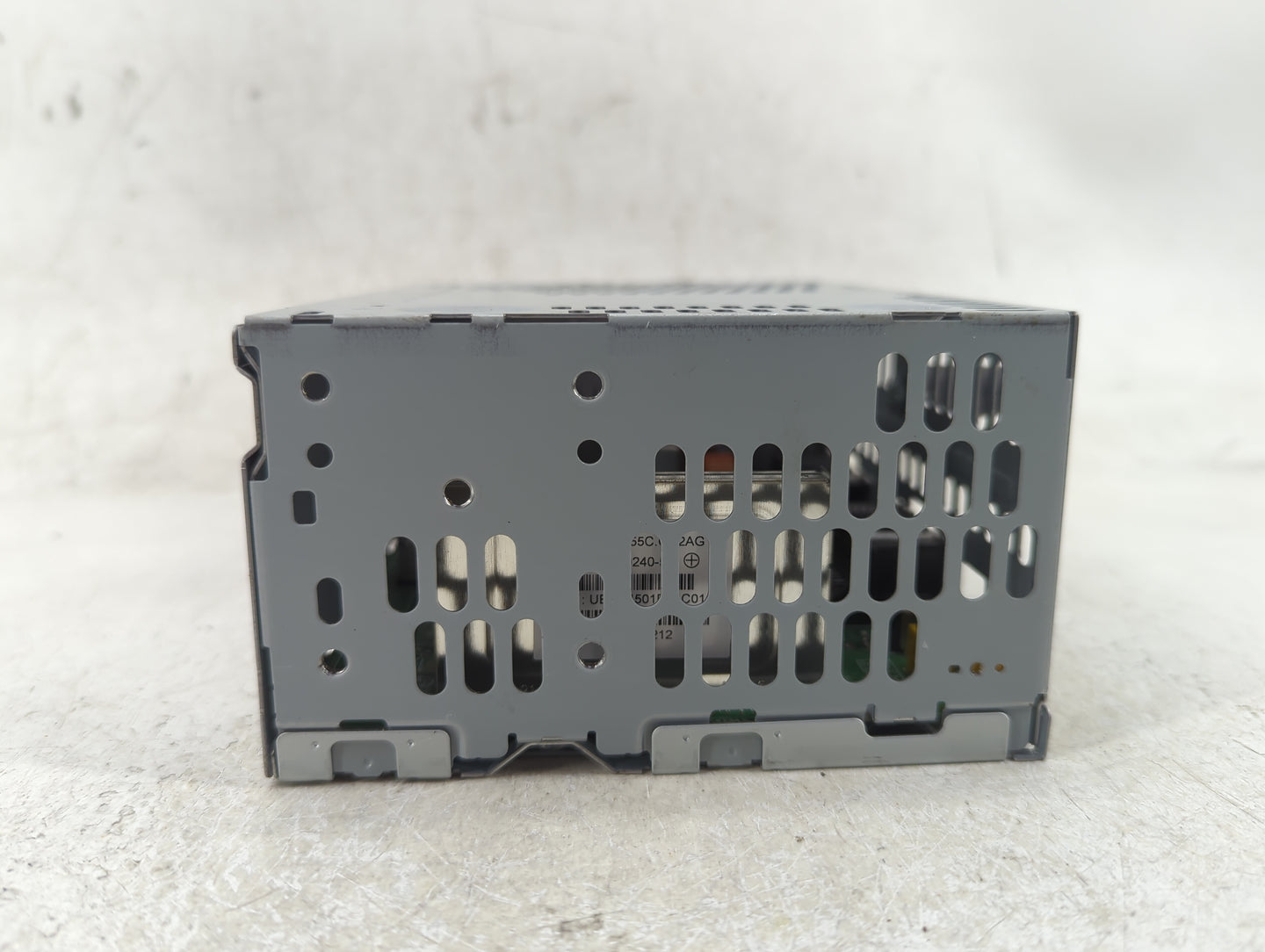 2019 Ford Explorer Radio AM FM Cd Player Receiver Replacement P/N:KB5T-18D832-AA Fits OEM Used Auto Parts - Oemusedautoparts