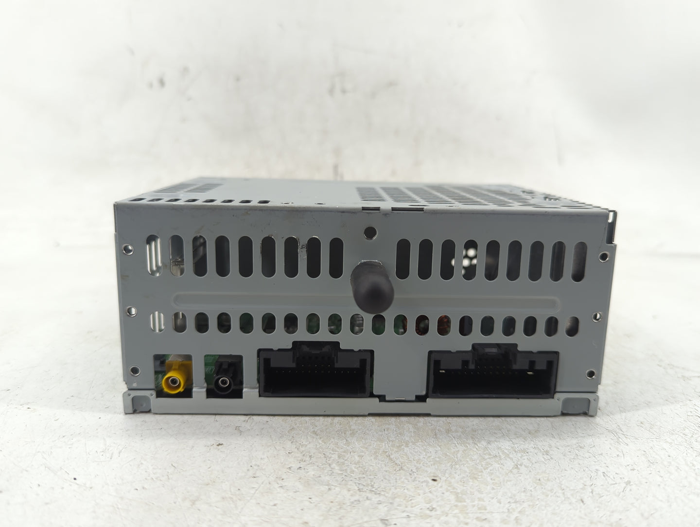 2019 Ford Explorer Radio AM FM Cd Player Receiver Replacement P/N:KB5T-18D832-AA Fits OEM Used Auto Parts - Oemusedautoparts