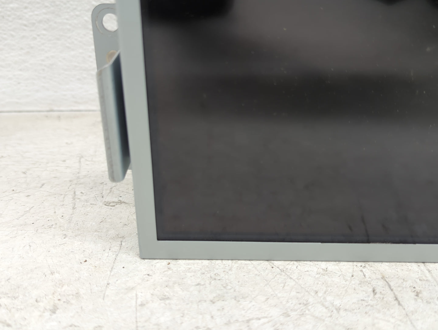 2019-2019 Ford Explorer Information Display Screen - Oemusedautoparts1.com