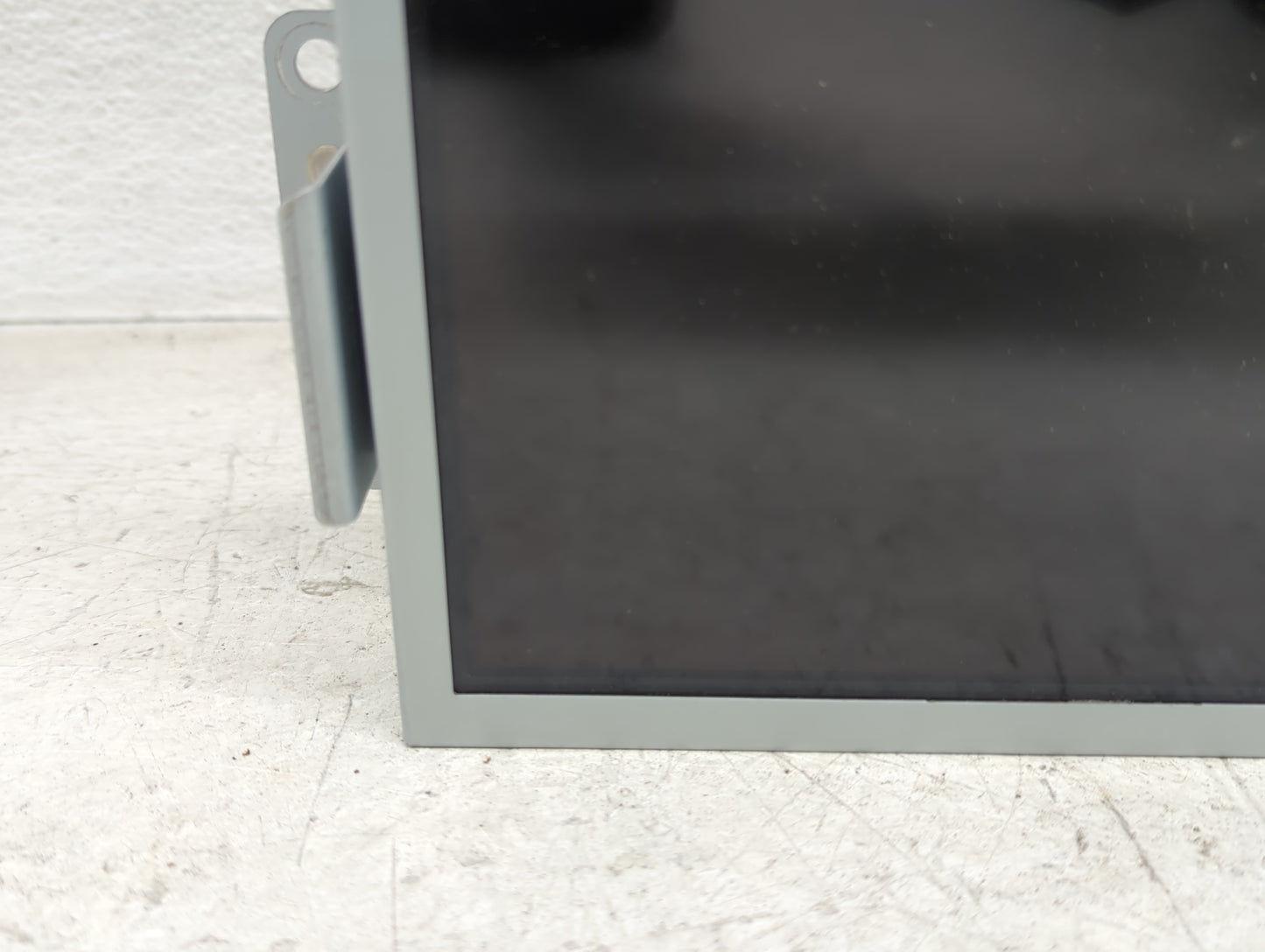 2019-2019 Ford Explorer Information Display Screen - Oemusedautoparts1.com
