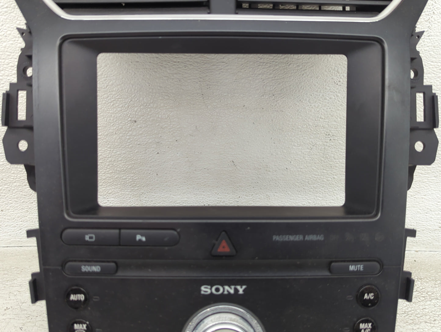 2019 Ford Explorer Radio AM FM Cd Player Receiver Replacement P/N:KB5T-18A802-HA Fits OEM Used Auto Parts - Oemusedautoparts