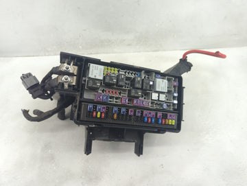 2018-2019 Ford Explorer Fusebox Fuse Box Panel Relay Module P/N:GU5T-14A003-AA Fits Fits 2018 2019 OEM Used Auto Parts