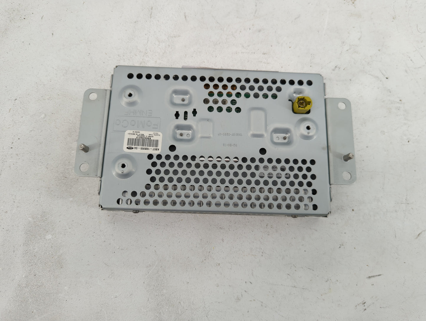 2019-2019 Ford Explorer Information Display Screen - Oemusedautoparts1.com