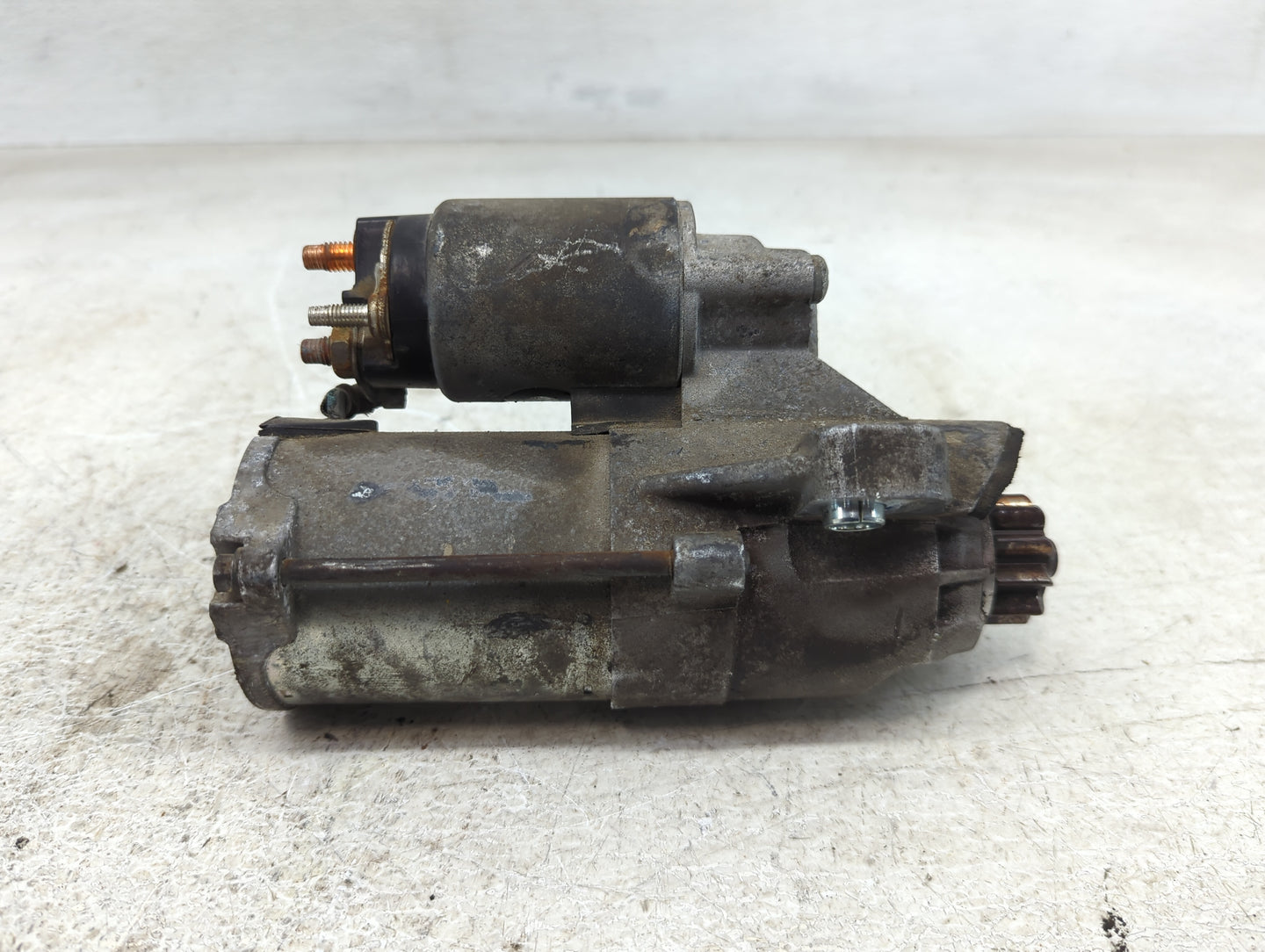 2013-2019 Ford Explorer Alternator Replacement Generator Charging Assembly Engine OEM P/N:8G1T-11000-BA Fits OEM Used Auto P