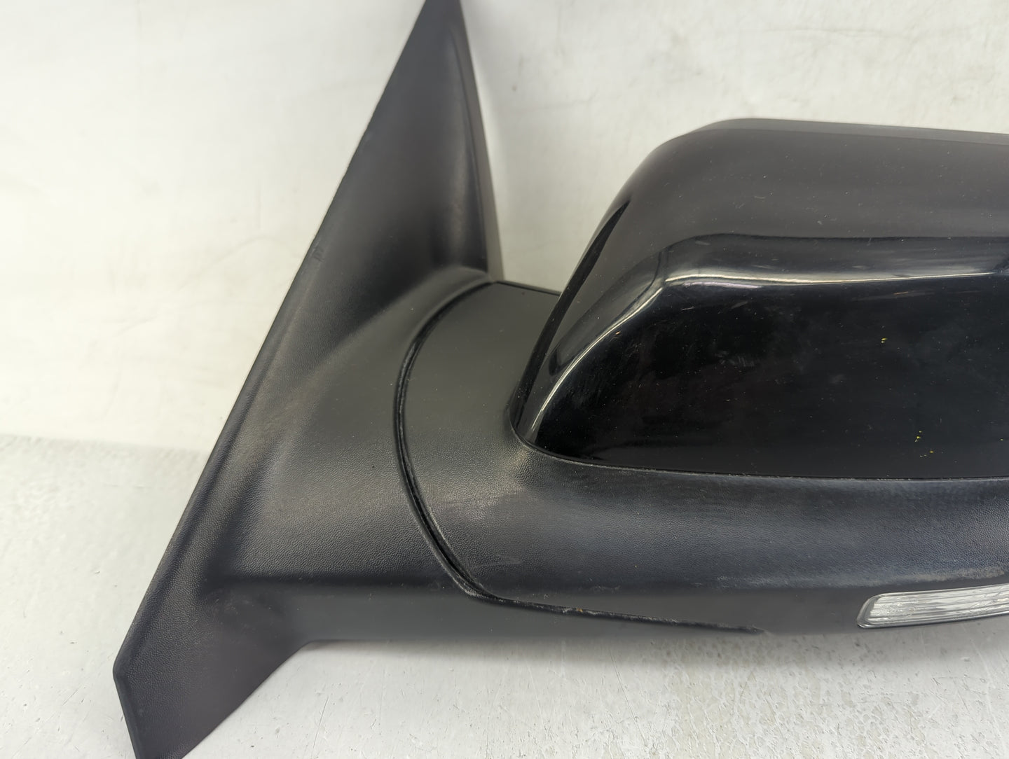 2019 Ford Explorer Driver Side View Mirror - Left Door Mirror OEM Used - Oemusedautoparts1.com
