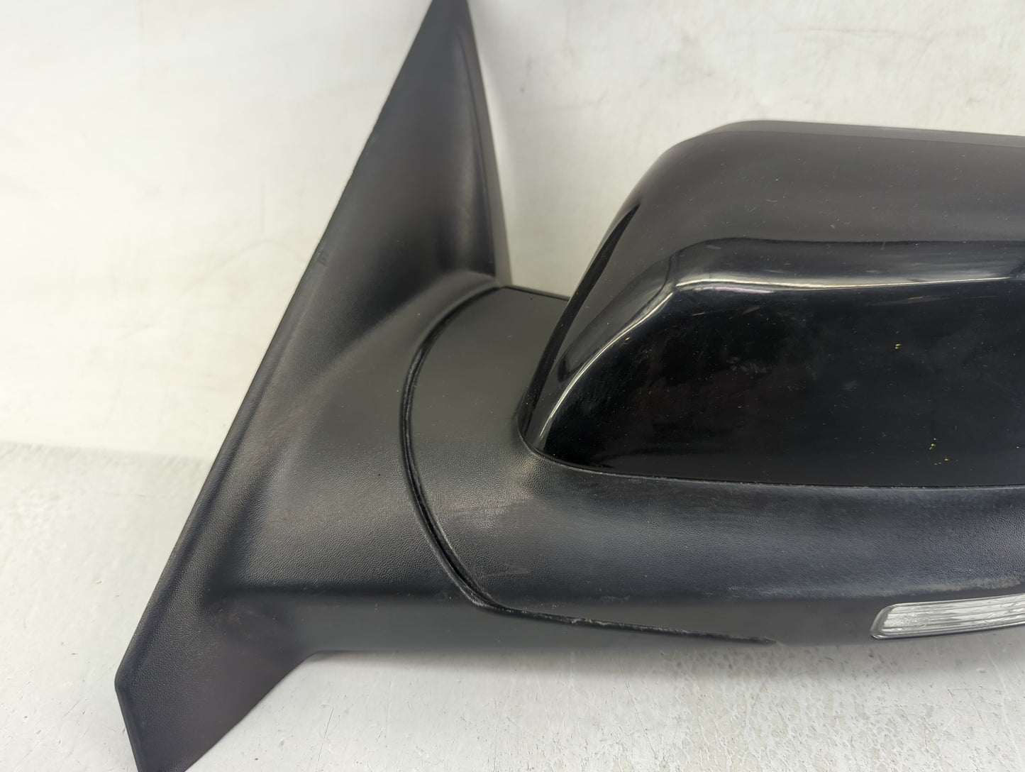 2019 Ford Explorer Driver Side View Mirror - Left Door Mirror OEM Used - Oemusedautoparts1.com