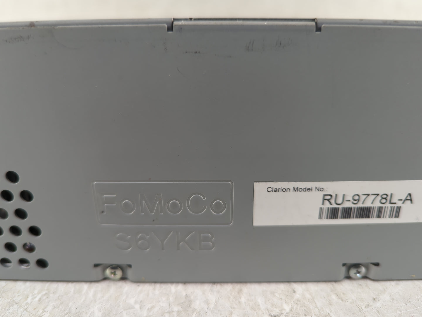 2018-2019 Ford Explorer Radio AM FM Cd Player Receiver Replacement P/N:KB5T-18D832-HA Fits Fits 2018 2019 OEM Used Auto Part